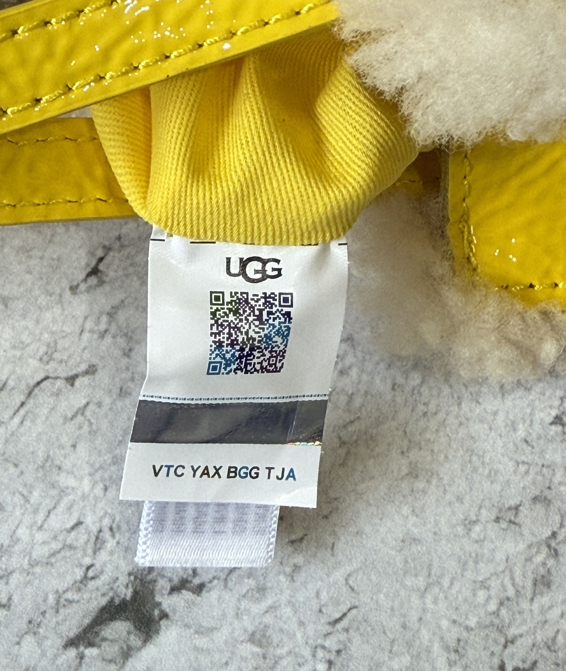 Telfar × Ugg UGG X TELFAR SHOPPER S CRINKLE O\S YELLOW Size ONE SIZE - 3 Thumbnail