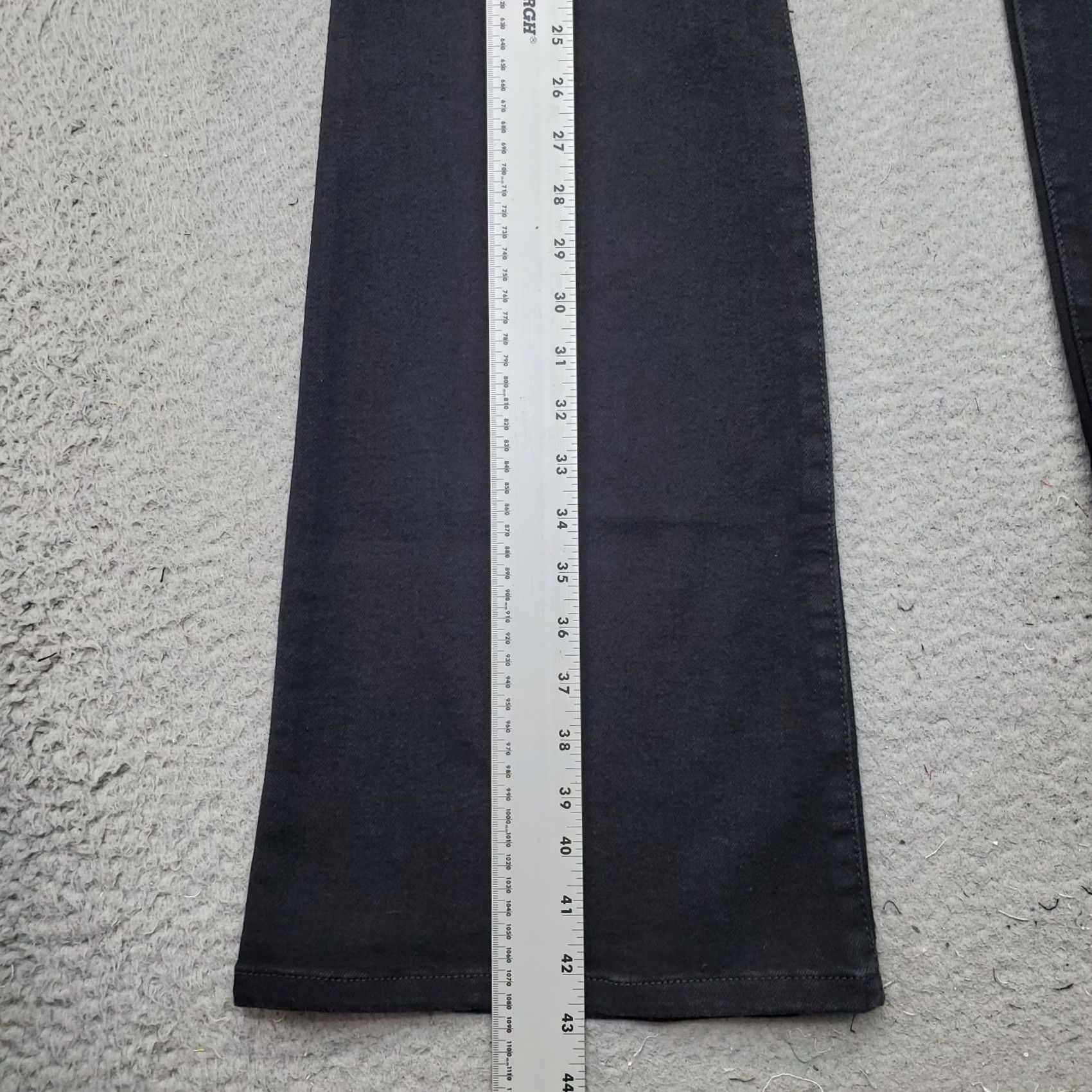 Jessica Simpson Jessica Simpson Jeans Womens 14 Black Denim Stretch Casual High Rise Flared Leg Jeans Womens 14 Black Denim Stretch Flared Leg Size 36" / US 14 / IT 50 - 3 Thumbnail