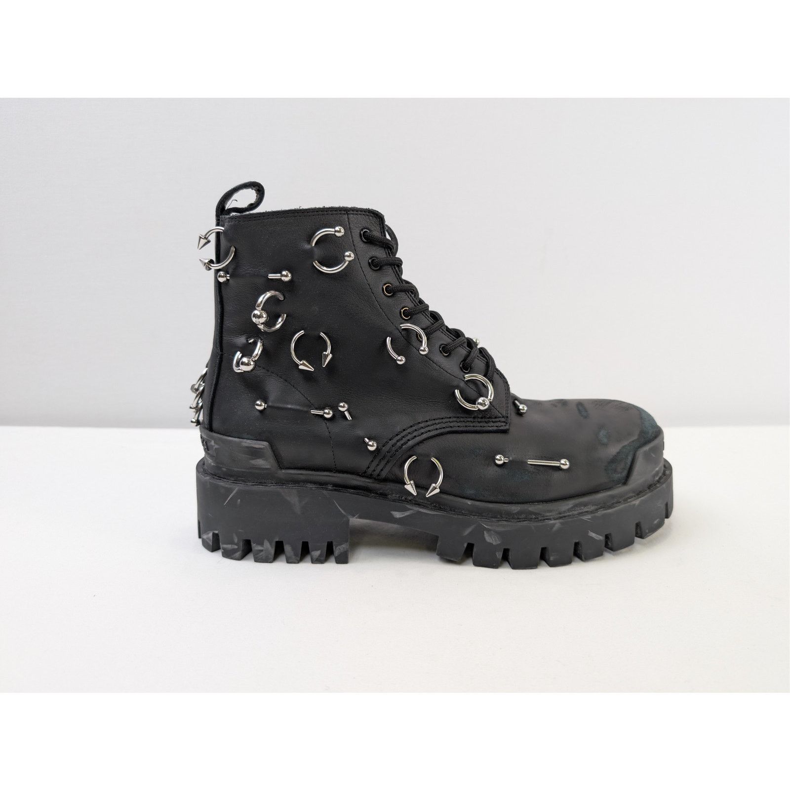 Balenciaga o1rshd1 Leather Strike Piercing Boots in Black/Silver Size US 12 / EU 45 - 5 Thumbnail