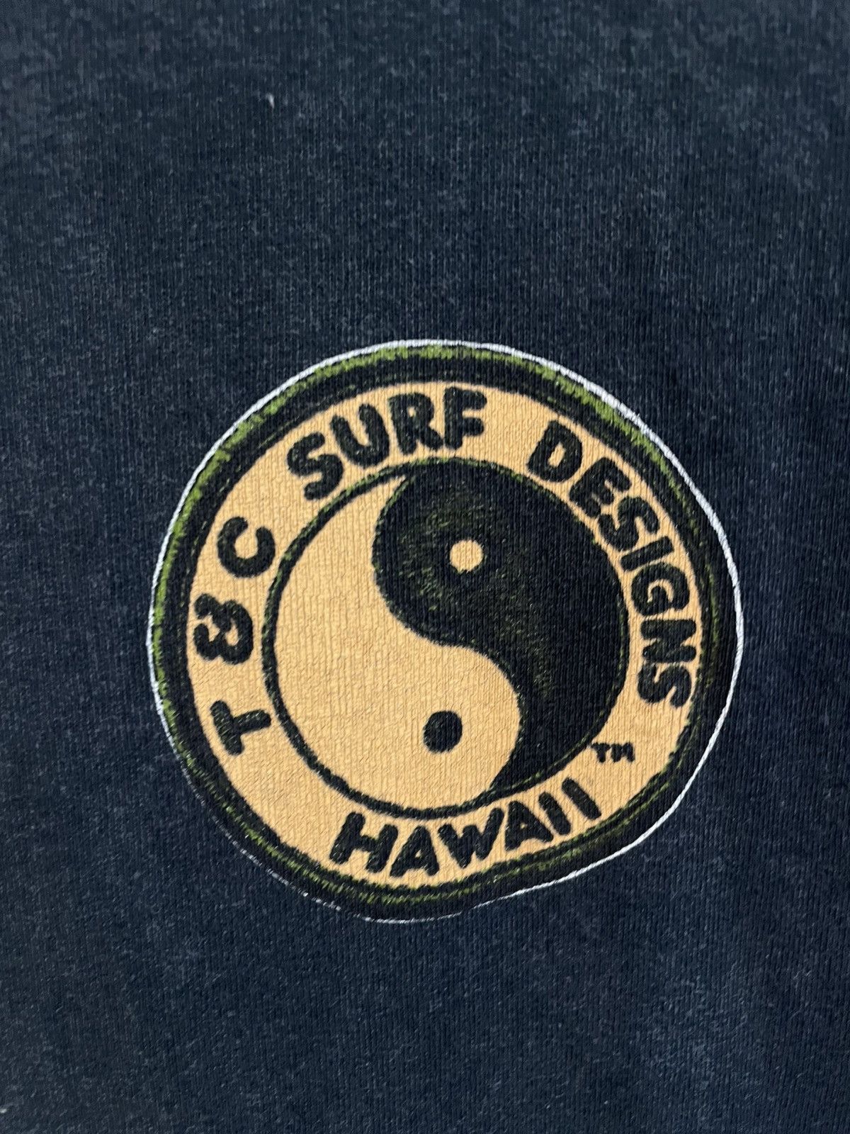 Vintage Vintage 90s T&C Surf Design Hawaii t shirt Size US L / EU 52-54 / 3 - 6 Thumbnail