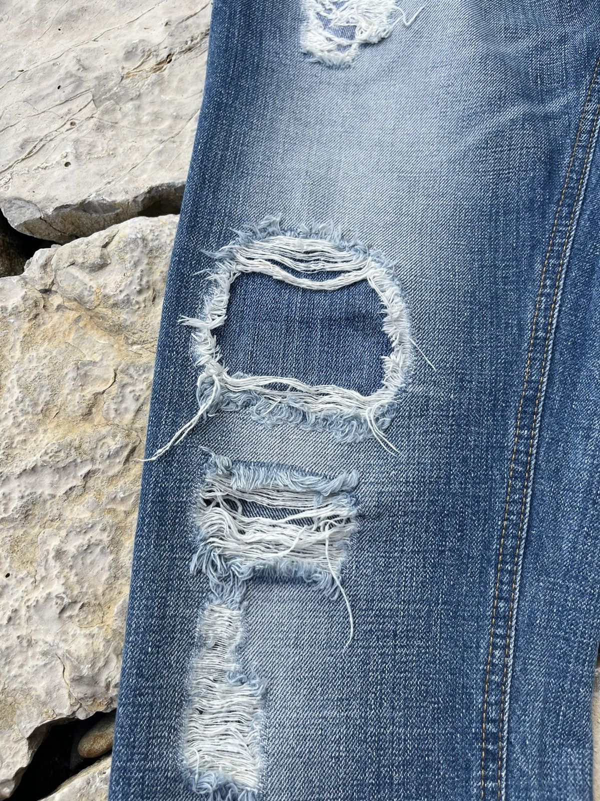 Dolce & Gabbana × Jean Vintage Dolce & Gabbana y2k distressed jeans ripped pants Size US 30 / EU 46 - 10 Thumbnail