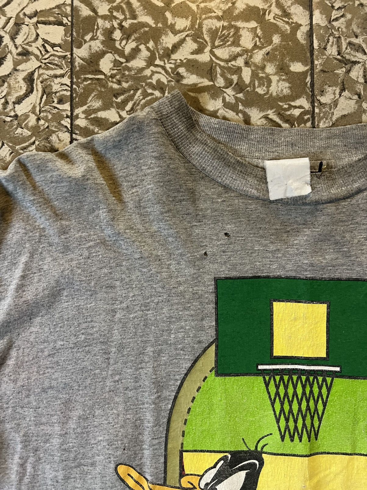 Vintage Vintage 90s Daffy Duck Basketball Size US M / EU 48-50 / 2 - 5 Thumbnail