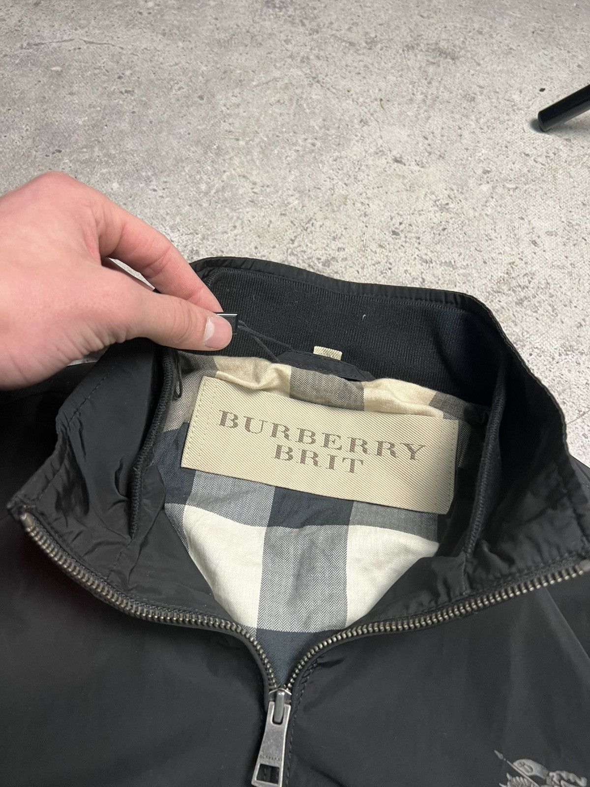 Burberry Lightweight Burberry Bomber Size US M / EU 48-50 / 2 - 5 Thumbnail