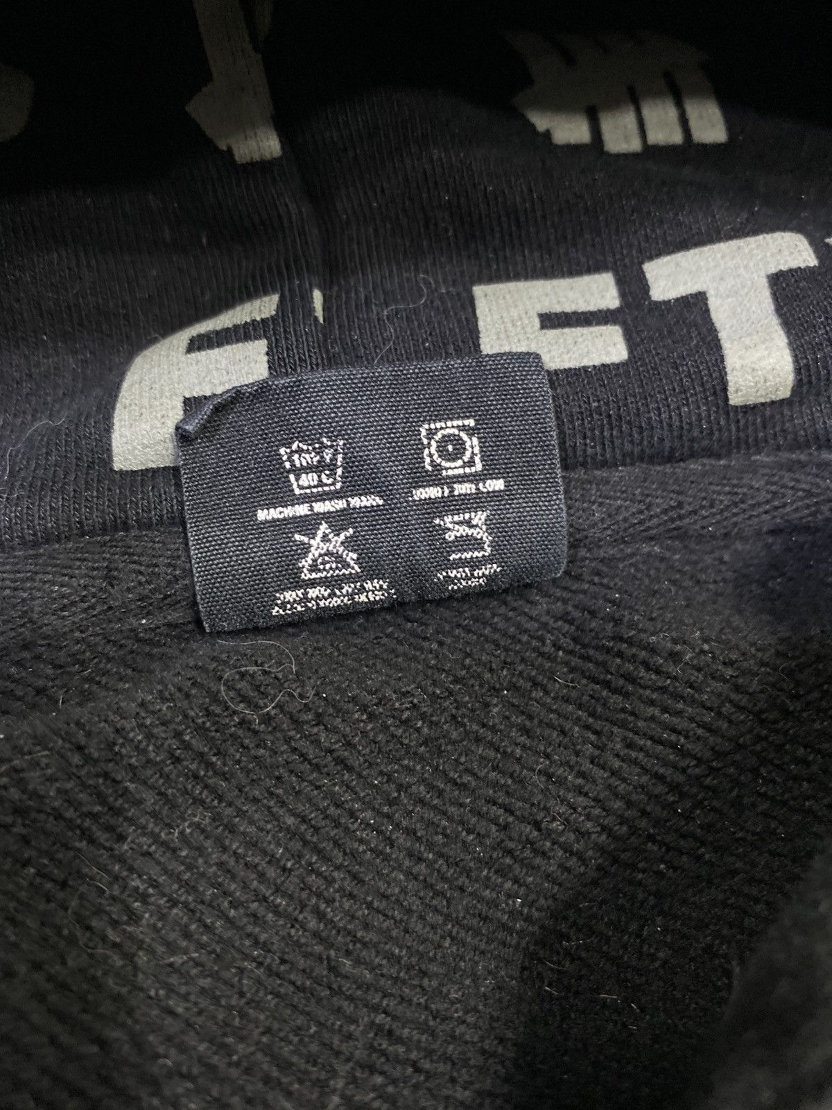 Fuck The Population × Undefeated FTP X undefeated fuckthepopulation hoodie all over OG Size US L / EU 52-54 / 3 - 6 Thumbnail