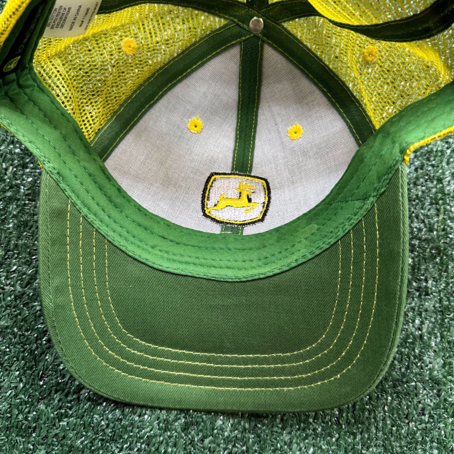 John Deere John Deere Trucker Hat Green Yellow Adjustable Men's One Size Lightweight Snapback Hat Size ONE SIZE - 7 Thumbnail