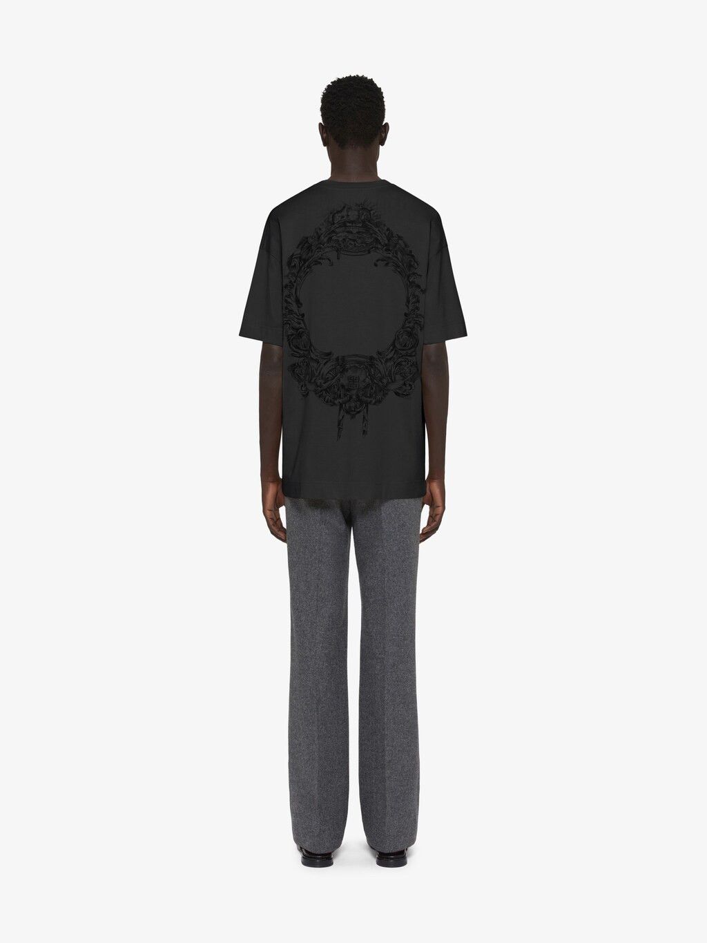 Givenchy o1w1db10325 Standrad Short Slaave Base in Black Size US L / EU 52-54 / 3 - 5 Thumbnail