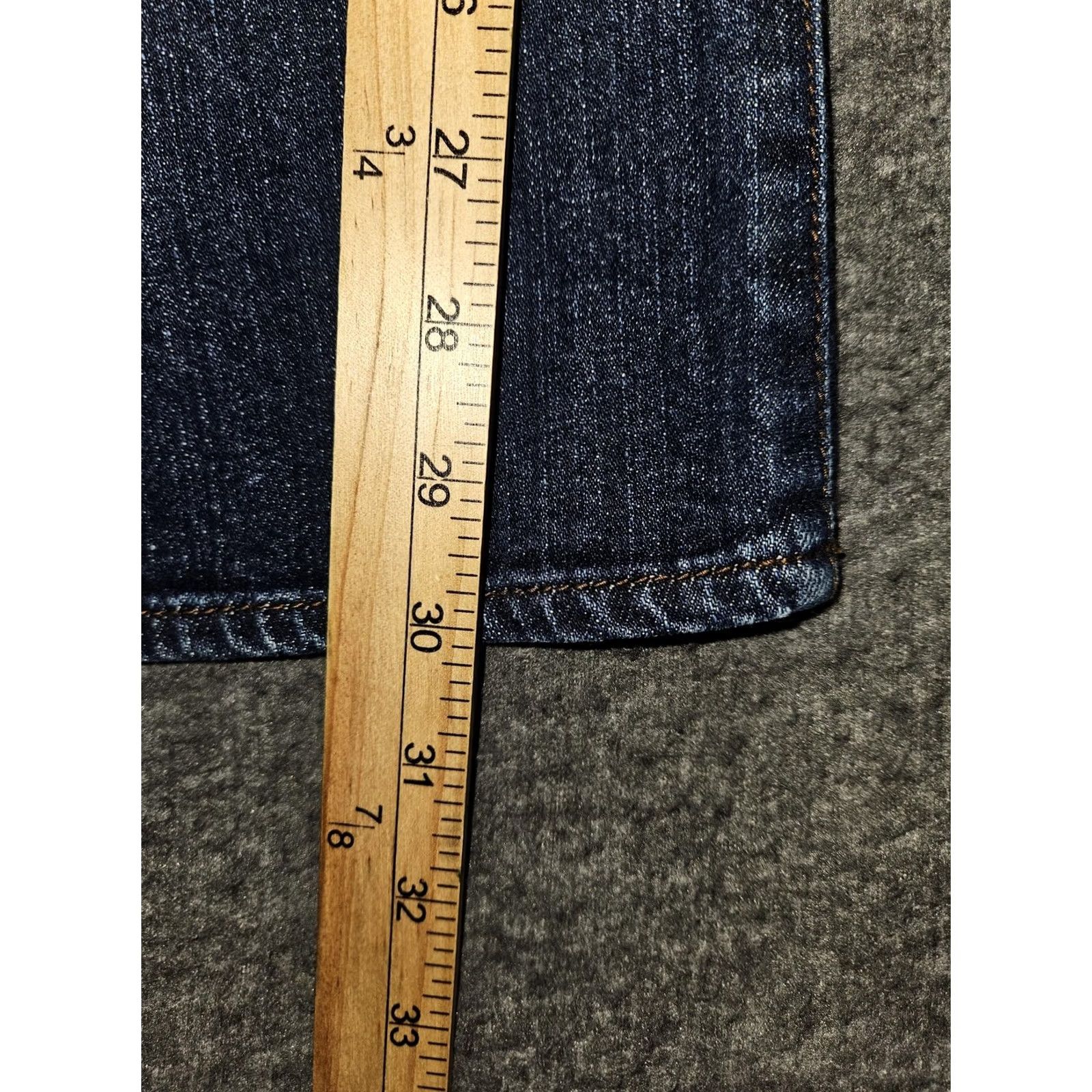 Lucky Brand Lucky Brand Jeans Womens 14 x 32 Blue Sweet N Low Bootcut Stretch Denim Stark Jeans Women Regular 14 32 Blue Boots Cut 5-Pocket Logo City Preppy Size 36" / US 14 / IT 50 - 6 Thumbnail