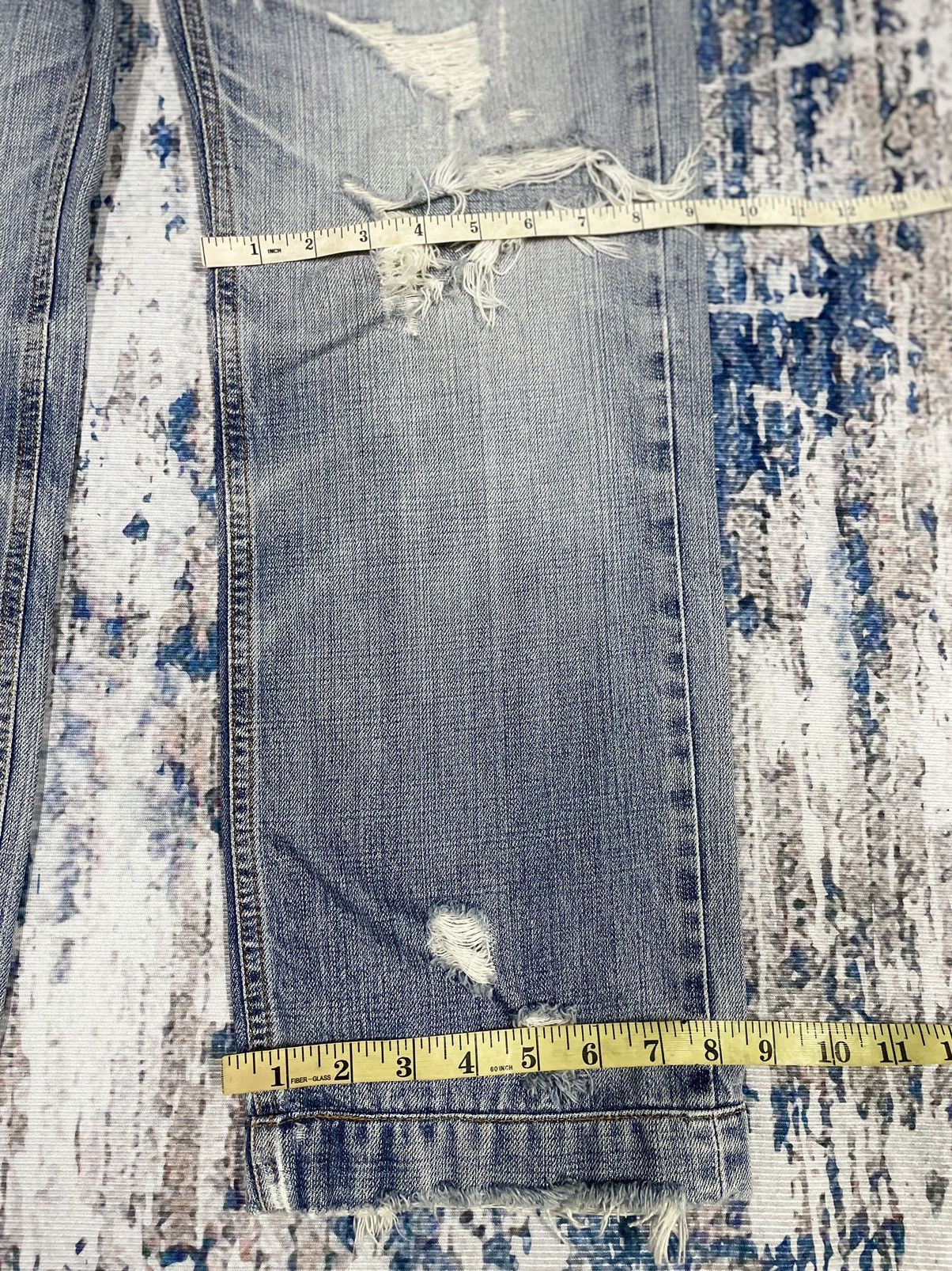 Dolce & Gabbana SS04 DOLCE&GABBANA DAVID BECKHAM DISTRESSED LIGHT WASH JEANS Size US 35 - 13 Thumbnail