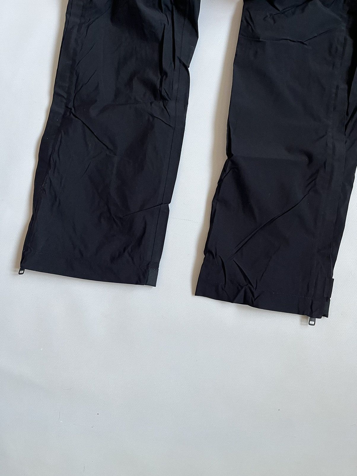 KJUS KJUS Women Black Warterproof Polyester Gorpcore Trousers Size 25" / US 0 / IT 36 - 8 Thumbnail