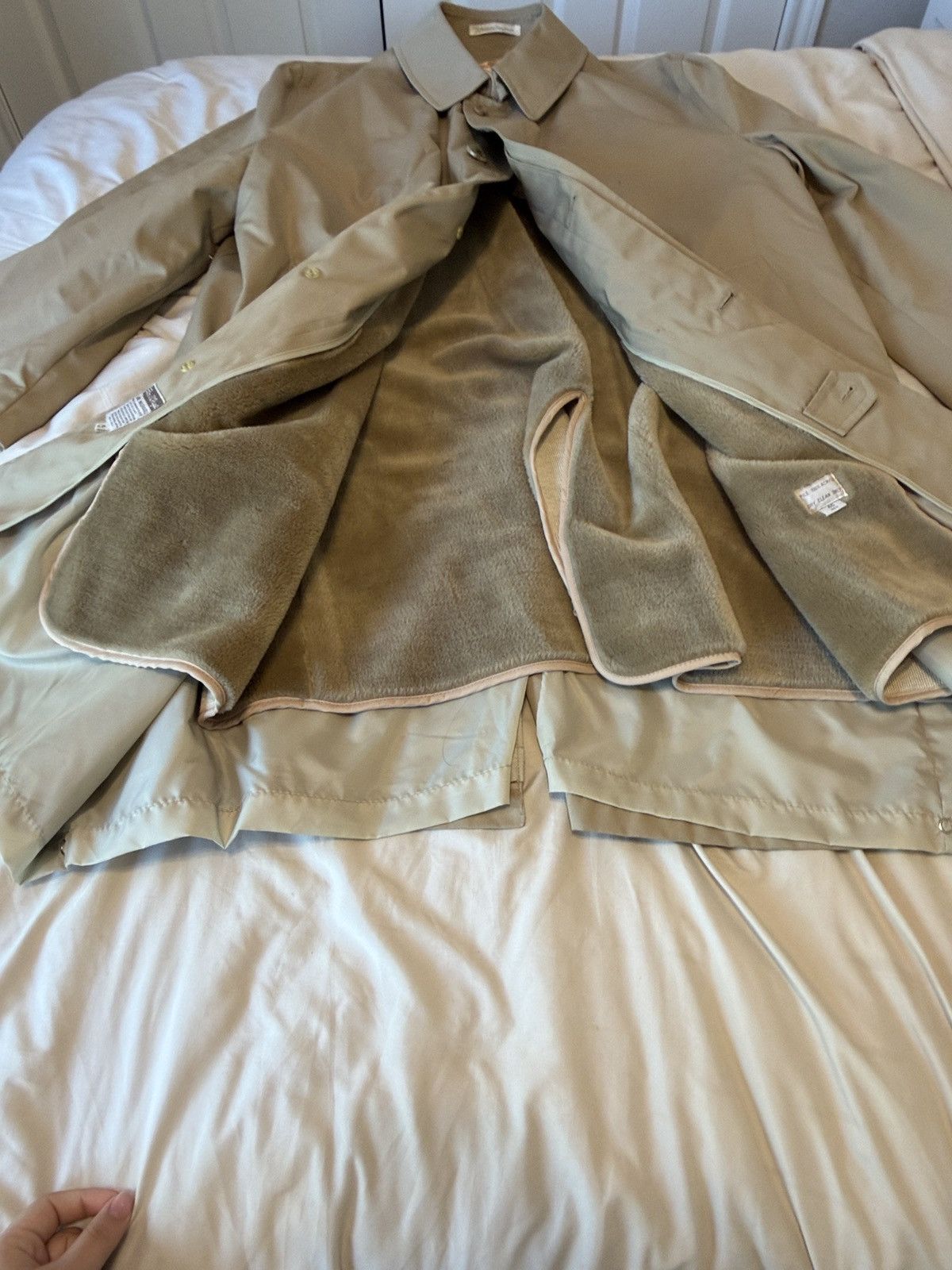 Misty Harbor Misty Harbor Vintage Men’s Tan Trench Coat Size US XL / EU 56 / 4 - 6 Thumbnail