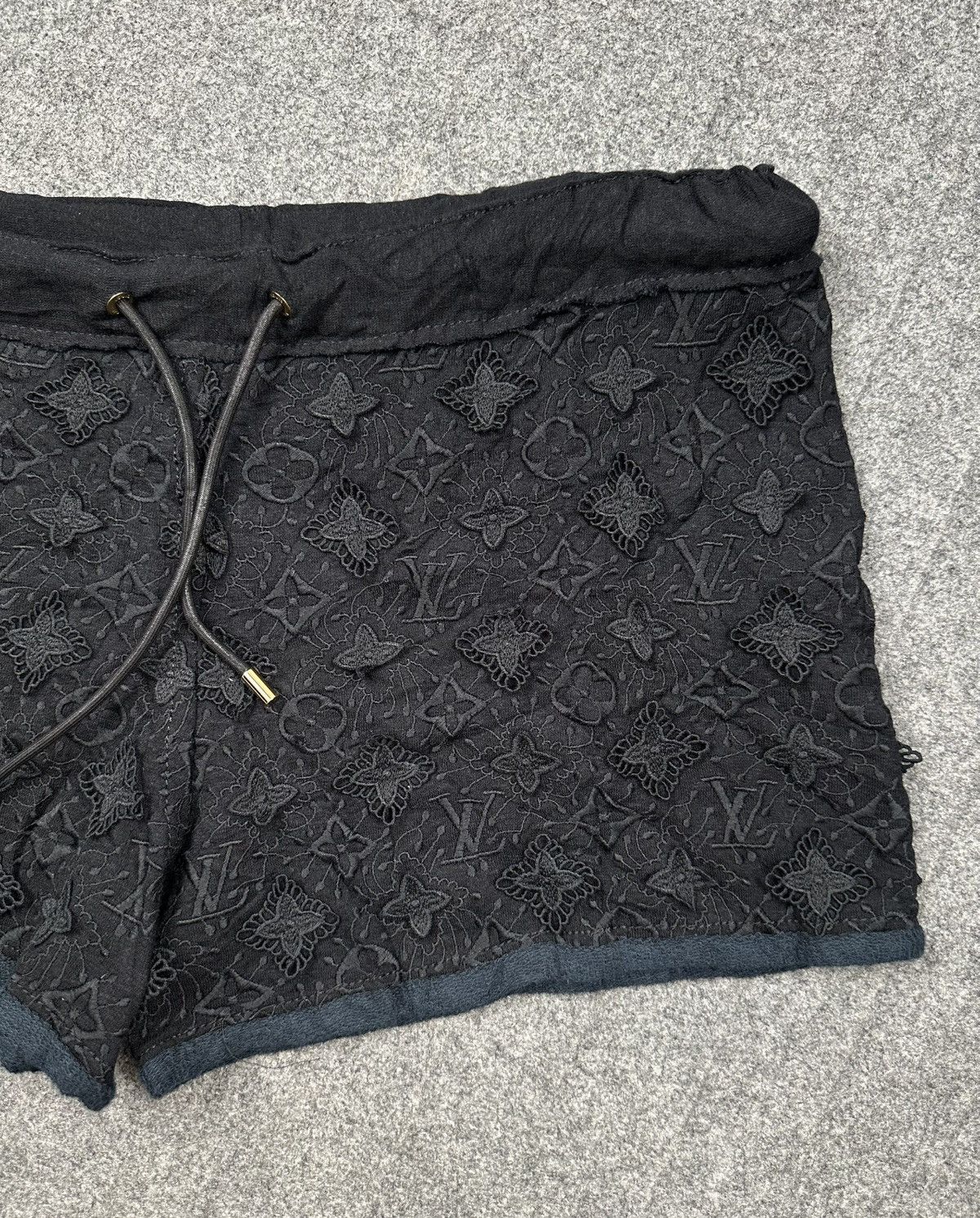 Louis Vuitton Louis Vuitton - Marc Jacobs 2012 - Easy Short - Monogram Size 32" / US 10 / IT 46 - 2 Thumbnail