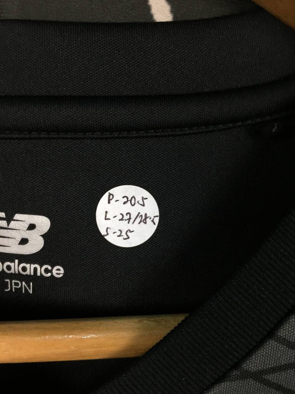 New Balance New Balance Geometric Paneled V-Neck Long Sleeve Jersey Size US L / EU 52-54 / 3 - 10 Thumbnail