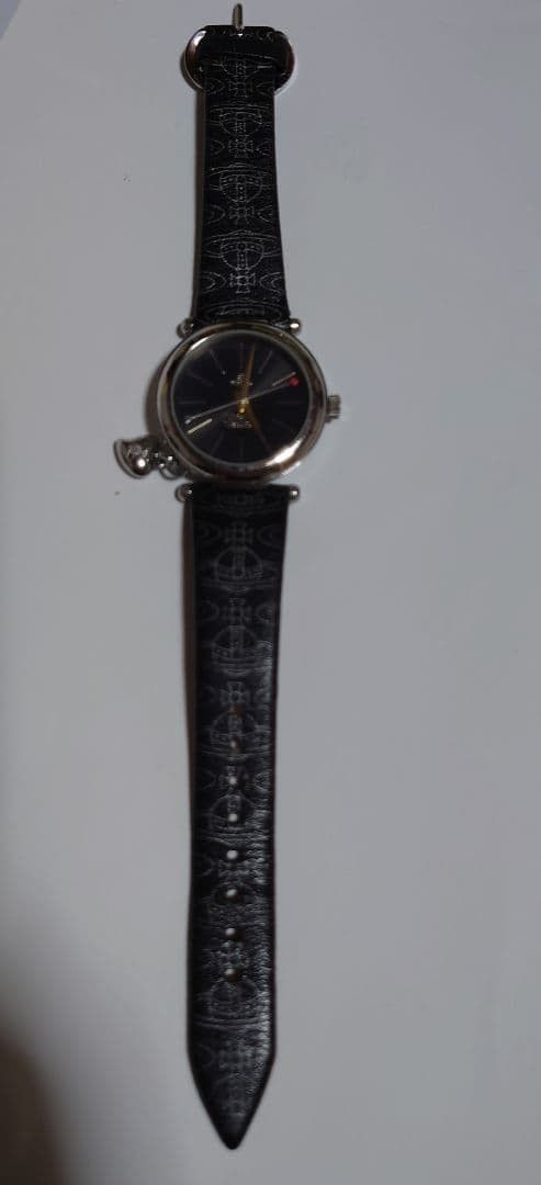 Vivienne Westwood VIVIENNE WESTWOOD Heart-shaped Charm Analog Watch Black Size ONE SIZE - 2 Thumbnail