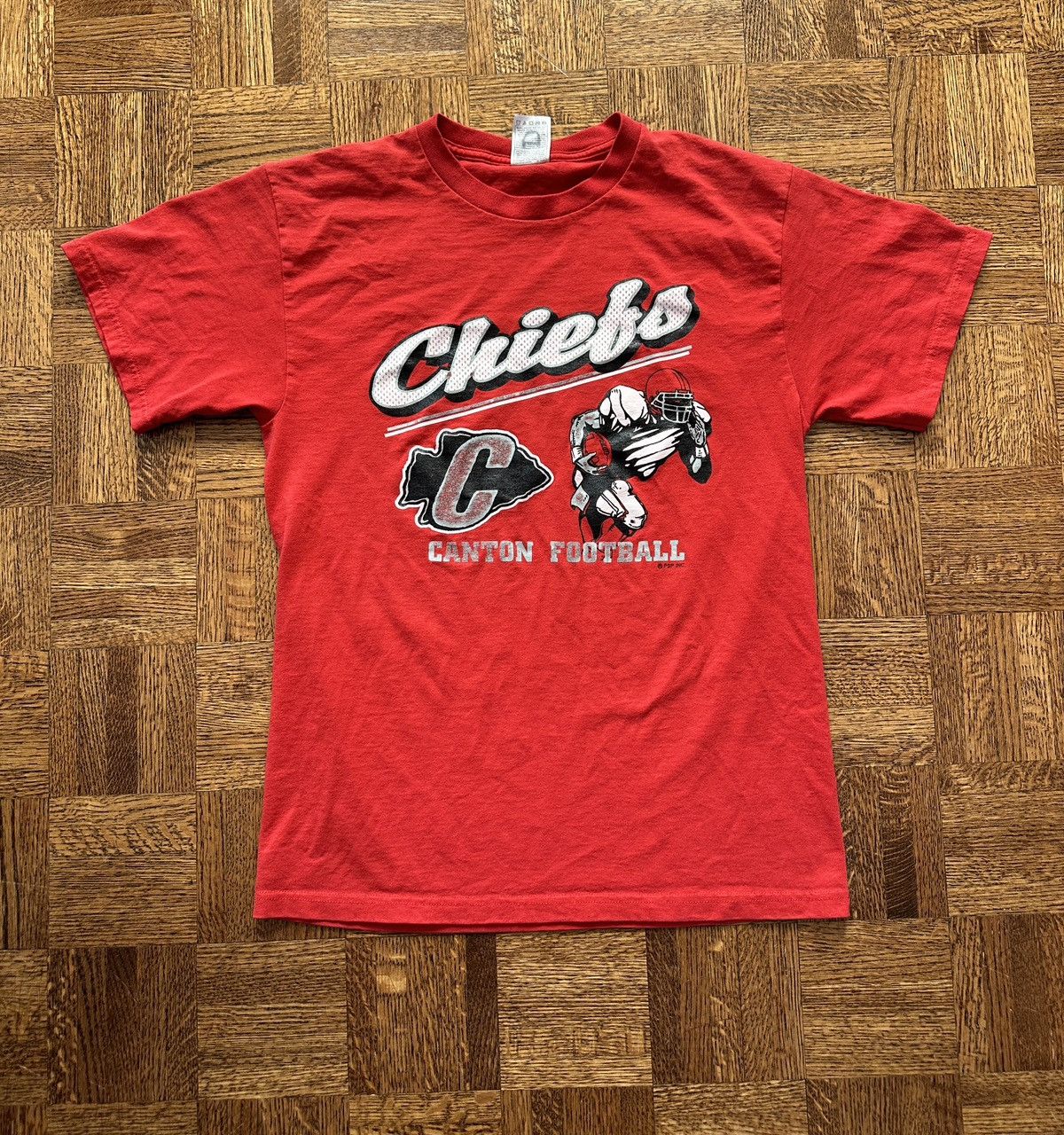 Vintage Vintage Y2K Canton Chiefs Football Graphic Tee Size US M / EU 48-50 / 2 - 1 Thumbnail