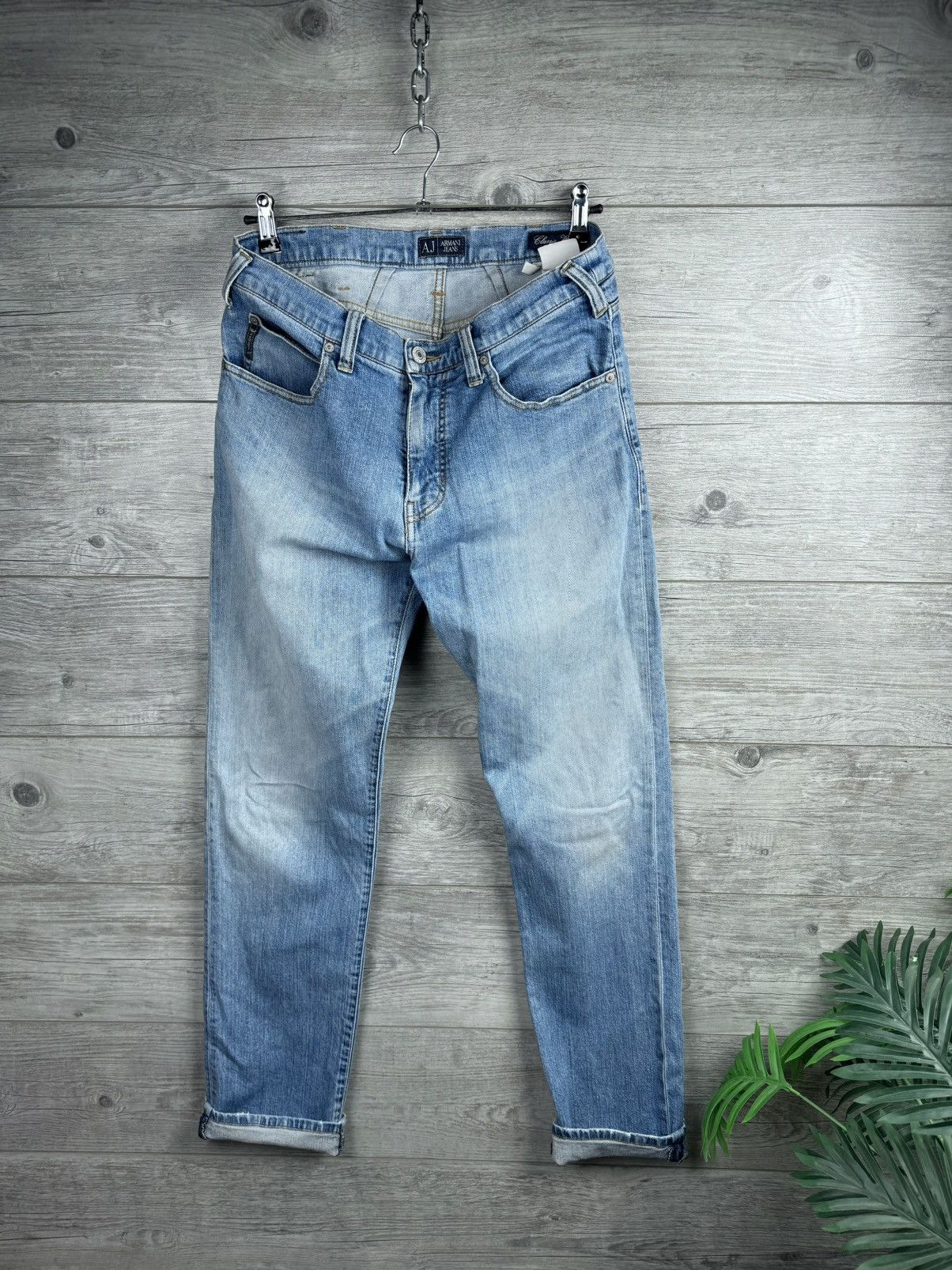 Armani × Japanese Brand × Vintage ARMANI JEANS METAL LOGO VINTAGE HYPE JAPANESE STYLE SIZE 32 Size US 32 / EU 48 - 2 Thumbnail
