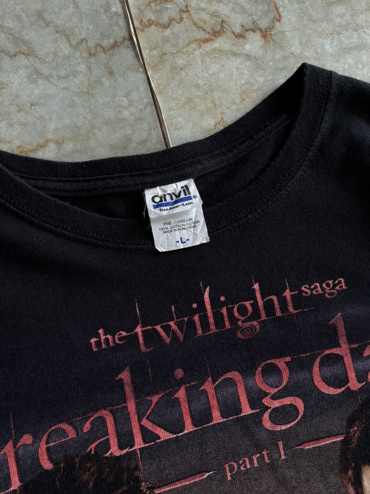 Vintage 2011 Twilight Breaking Down Promo Size US L / EU 52-54 / 3 - 3 Thumbnail