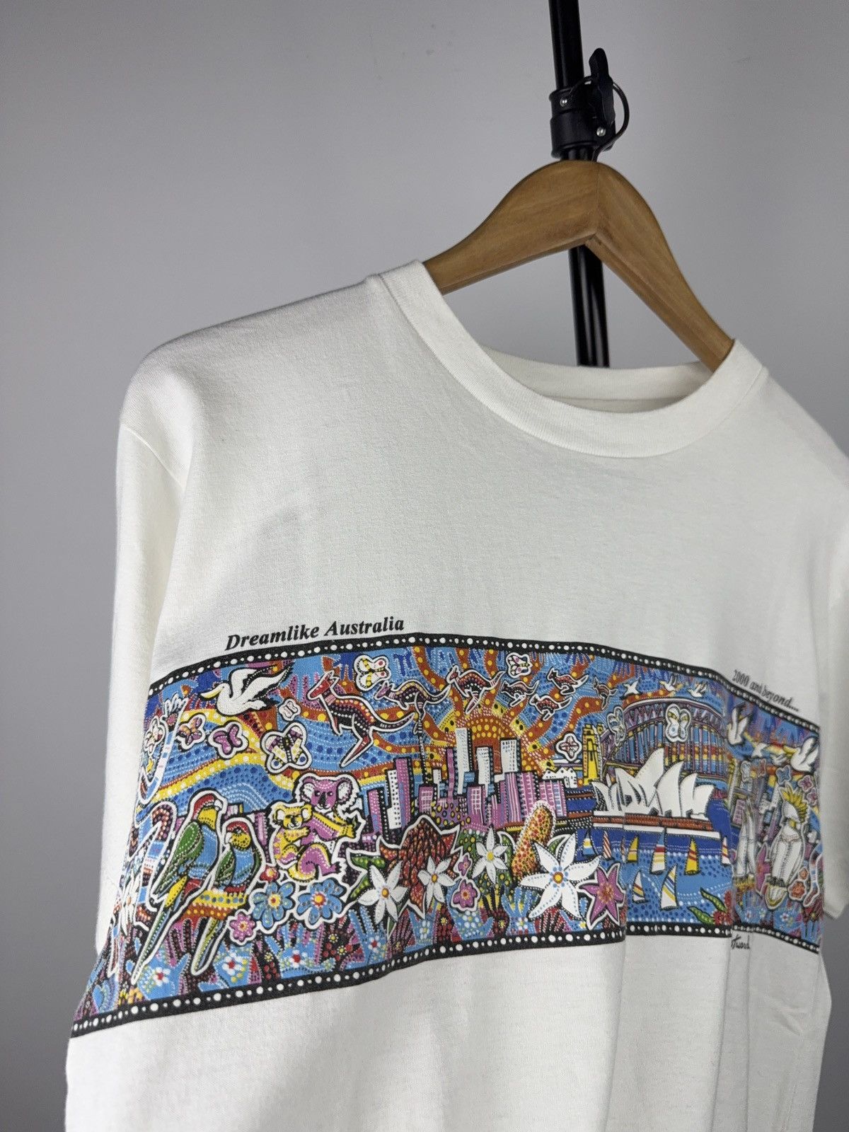 Vintage Retro 00s Dreamlike Australia Jenny Eastwood Art T-Shirt M Size US M / EU 48-50 / 2 - 5 Thumbnail