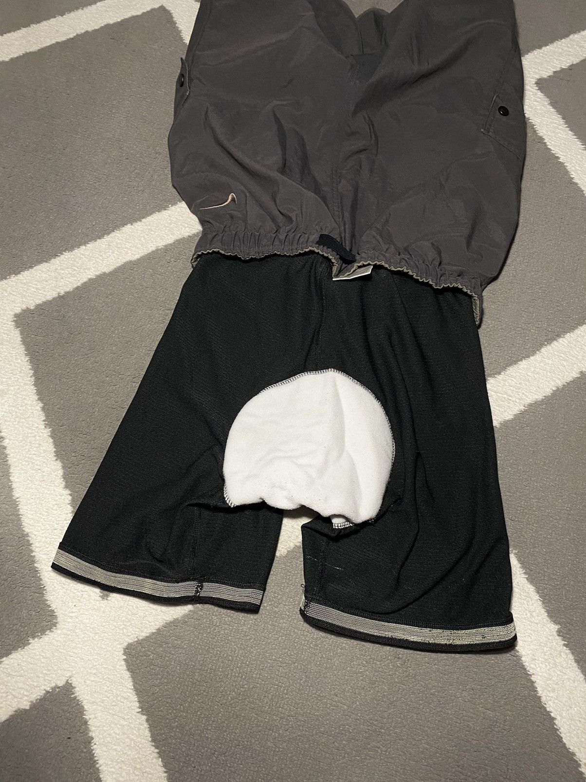 Nike Vintage Nike ACG Cargo Shorts with cycling pants Size US 32 / EU 48 - 8 Thumbnail