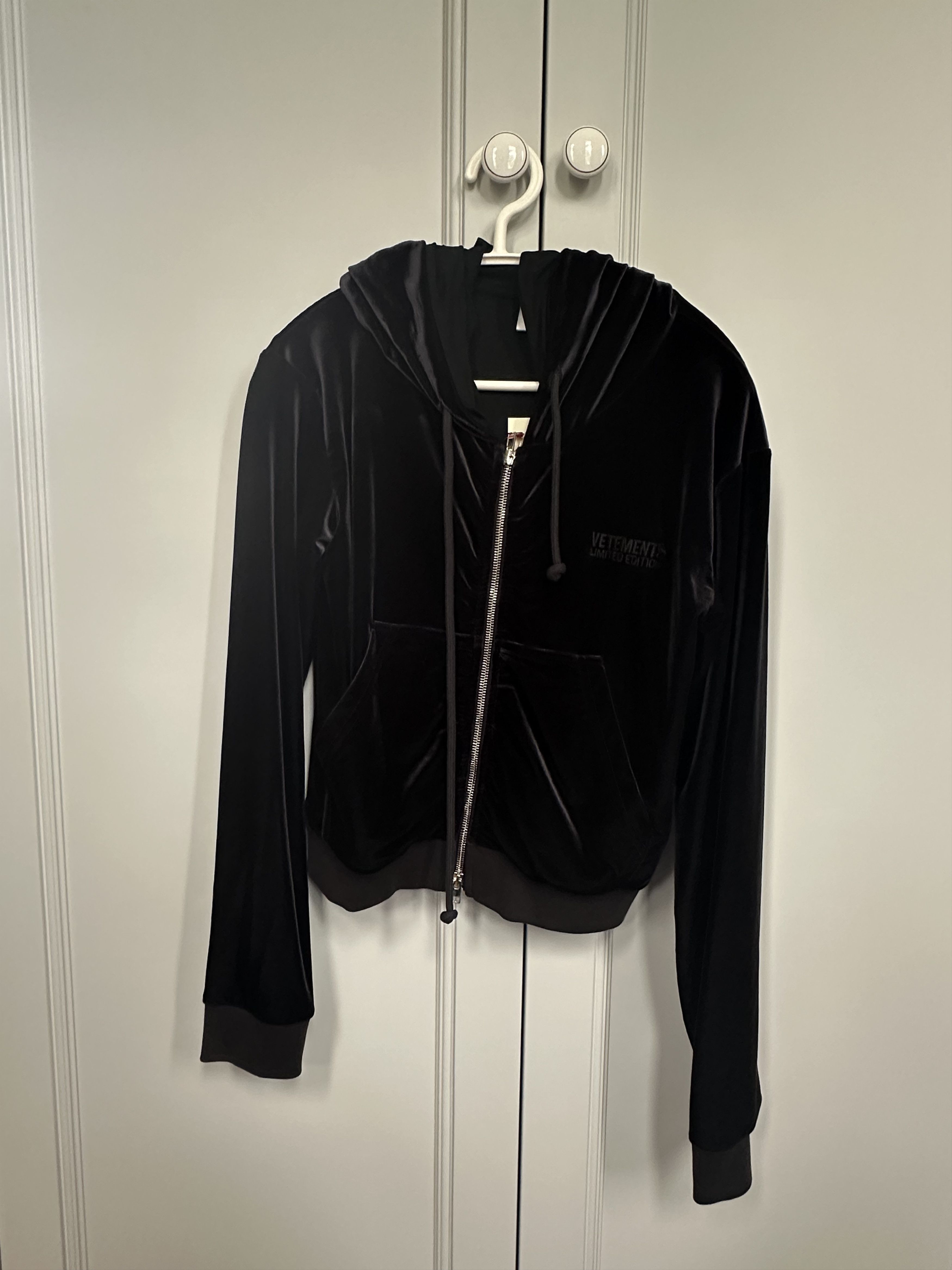 Vetements Vetements fitted zip-up velvet hoodie Size L / US 10 / IT 46 - 3 Thumbnail