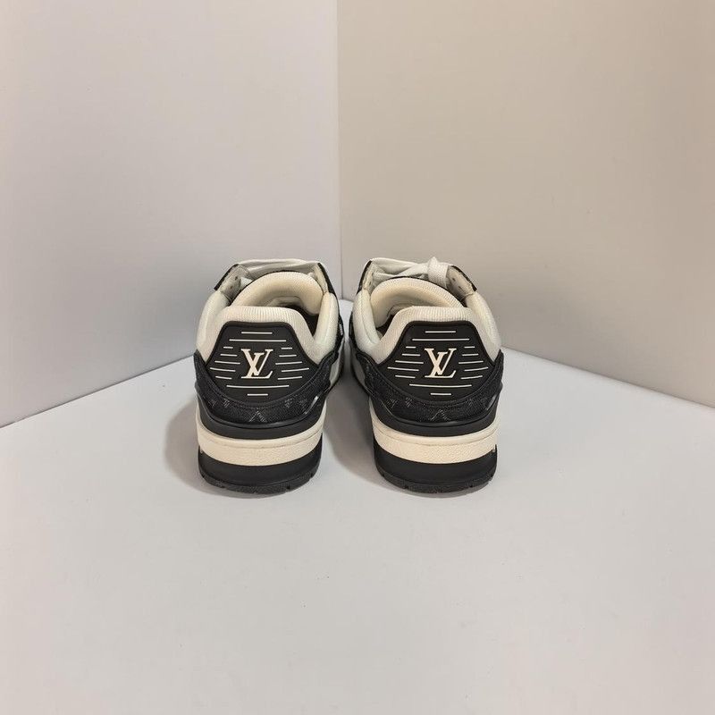Louis Vuitton Louis Vuitton Panda Pattern Low-Top Sneakers -2508 Size US 7.5 / EU 40-41 - 3 Thumbnail