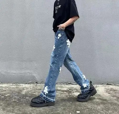 Japanese Brand High street cross-embroidery ripped micro-flare jeans Size US 32 / EU 48 - 4 Thumbnail
