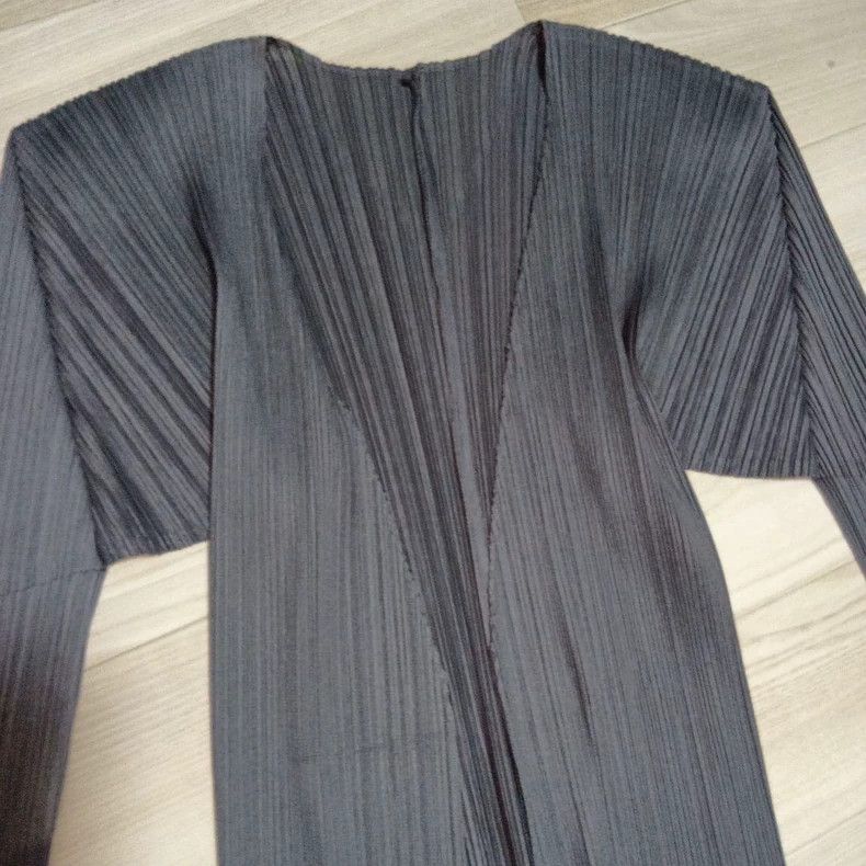 Issey Miyake issey miyake size:3 Grey pleated cardigan Size XXS / US 00 / IT 34 - 3 Thumbnail