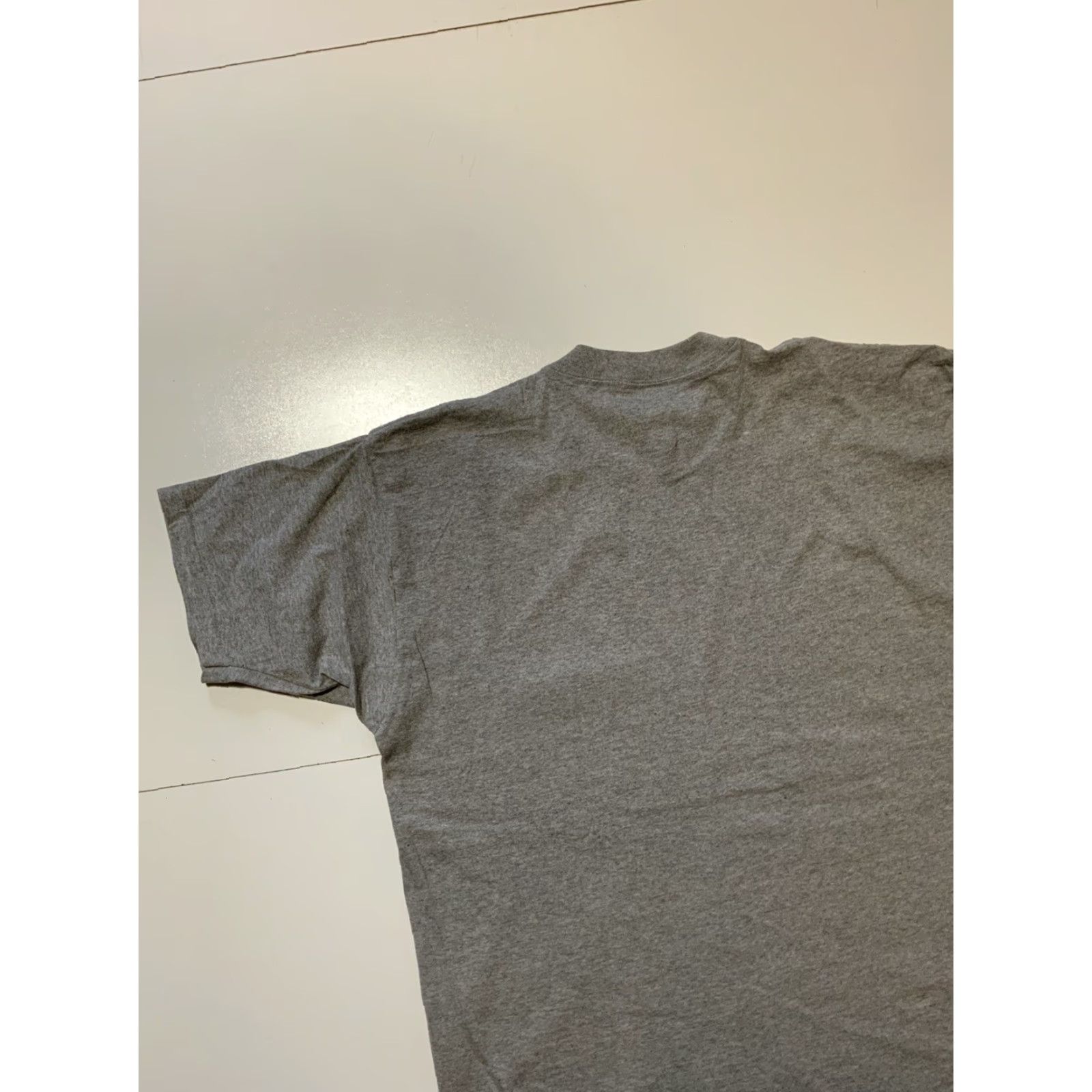 Vintage VINTAGE Le Breve For Mervyn’s Pocket Blank T-Shirt LG Gray 1990s Cotton Made In USA Crewneck Mens Size US L / EU 52-54 / 3 - 4 Thumbnail