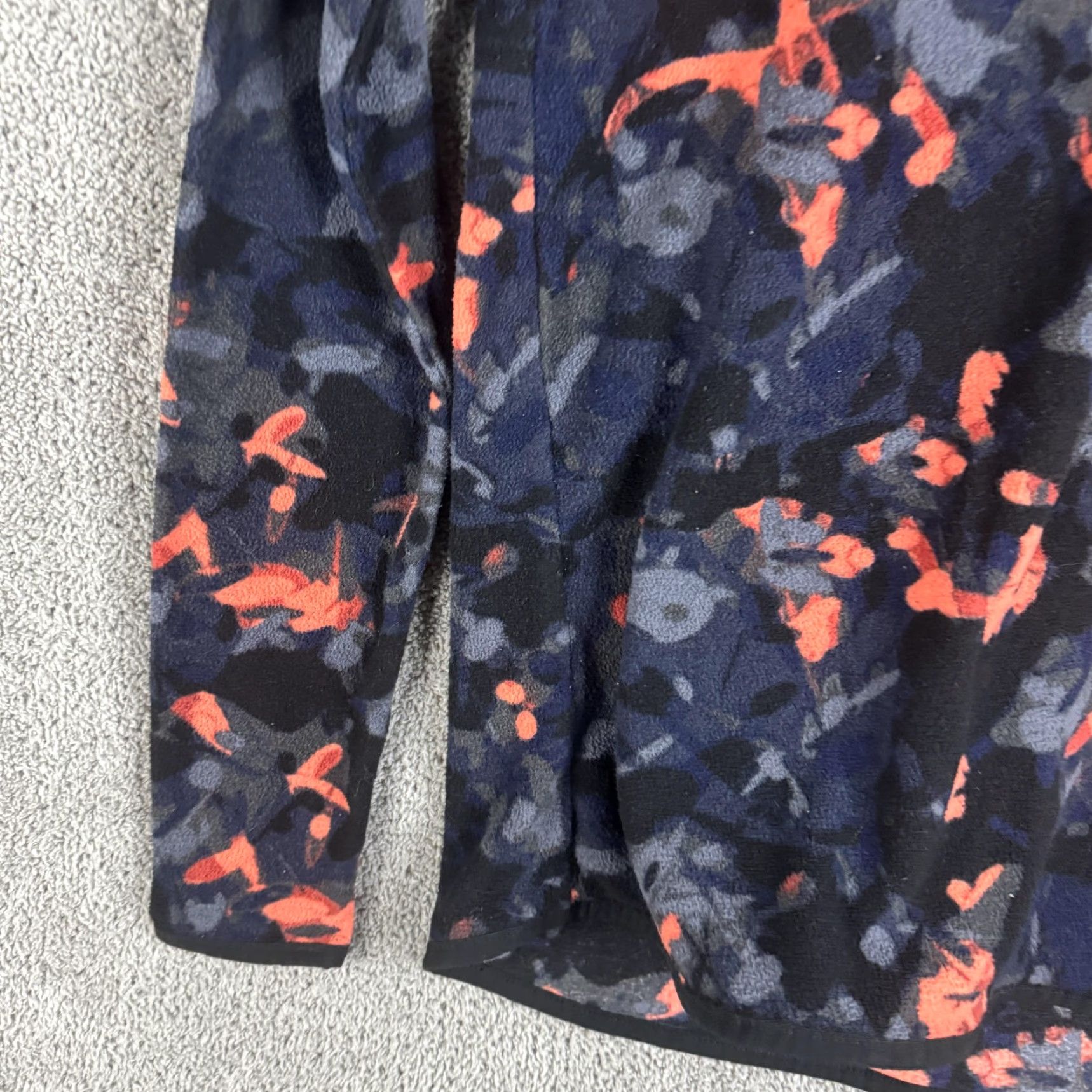 The North Face The North Face Pullover Womens Small Black Camo 1/4 Zip Fleece Hiking Outdoor Size S / US 4 / IT 40 - 2 Thumbnail