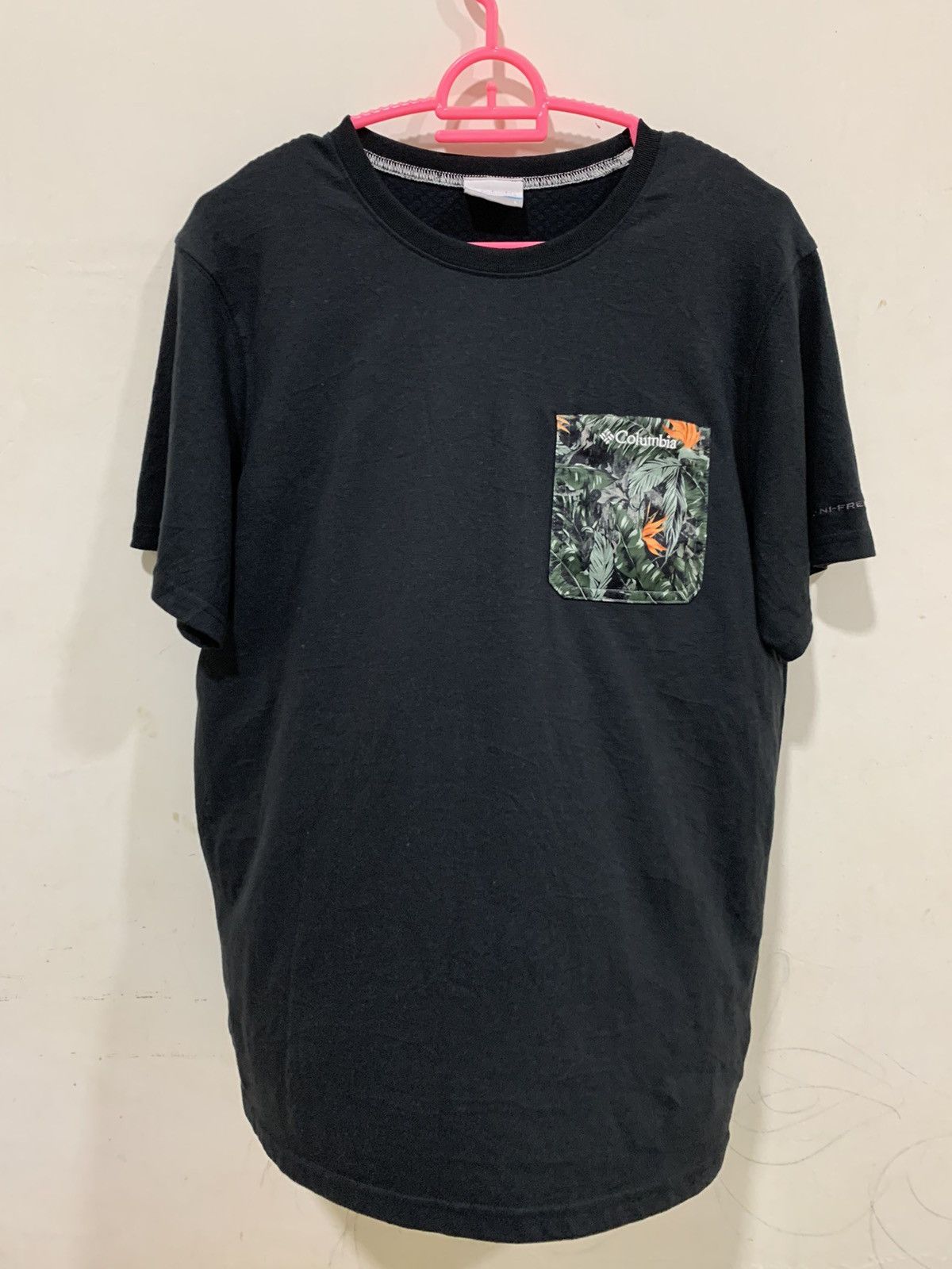 Columbia Colombia pocket Tee Size US L / EU 52-54 / 3 - 6 Thumbnail