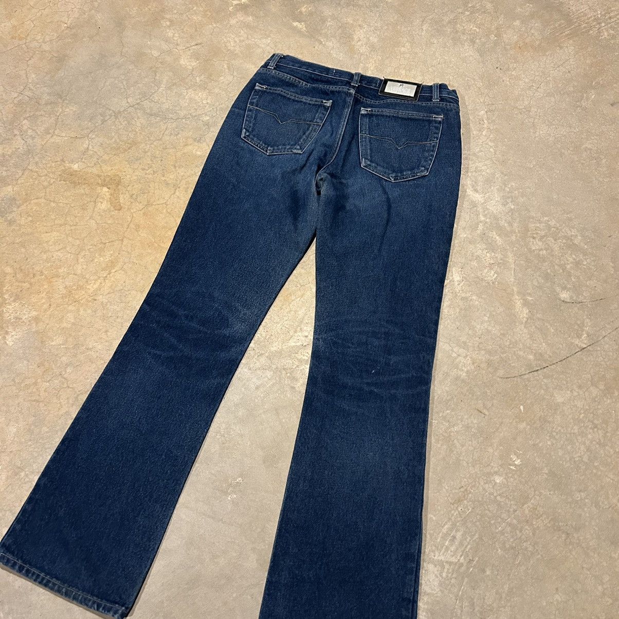 Versace × Versace Jeans Couture × Vintage Vintage Versace Jeans Couture Bleach Splatter Bootcut Jeans Size US 32 / EU 48 - 12 Thumbnail