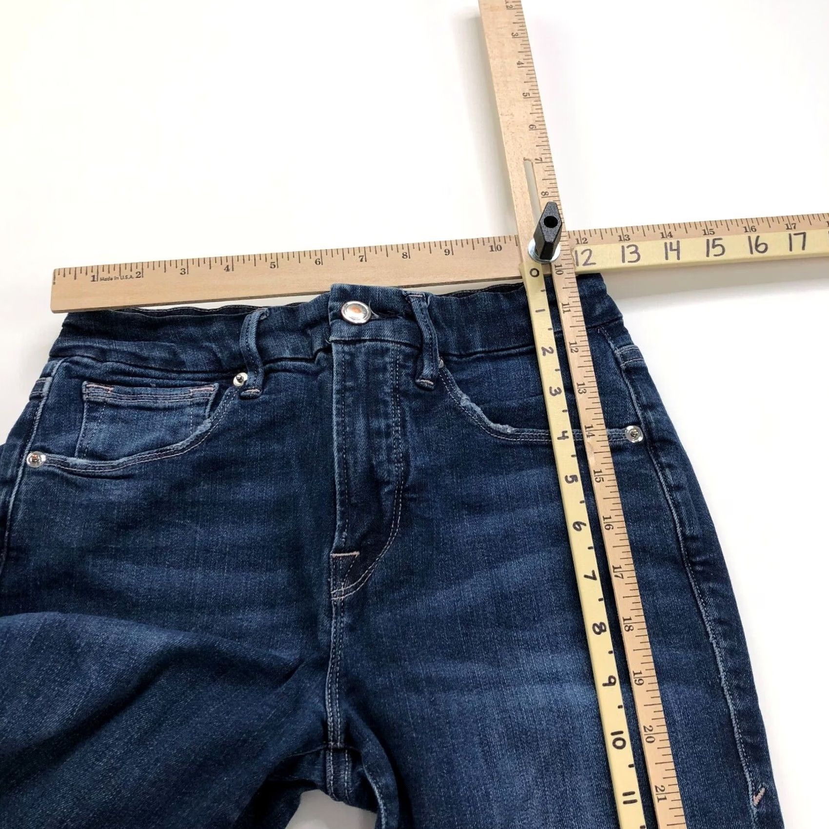 Good American Good American Good Legs Crop Jeans Shirt? Size 27" / US 4 / IT 40 - 5 Thumbnail