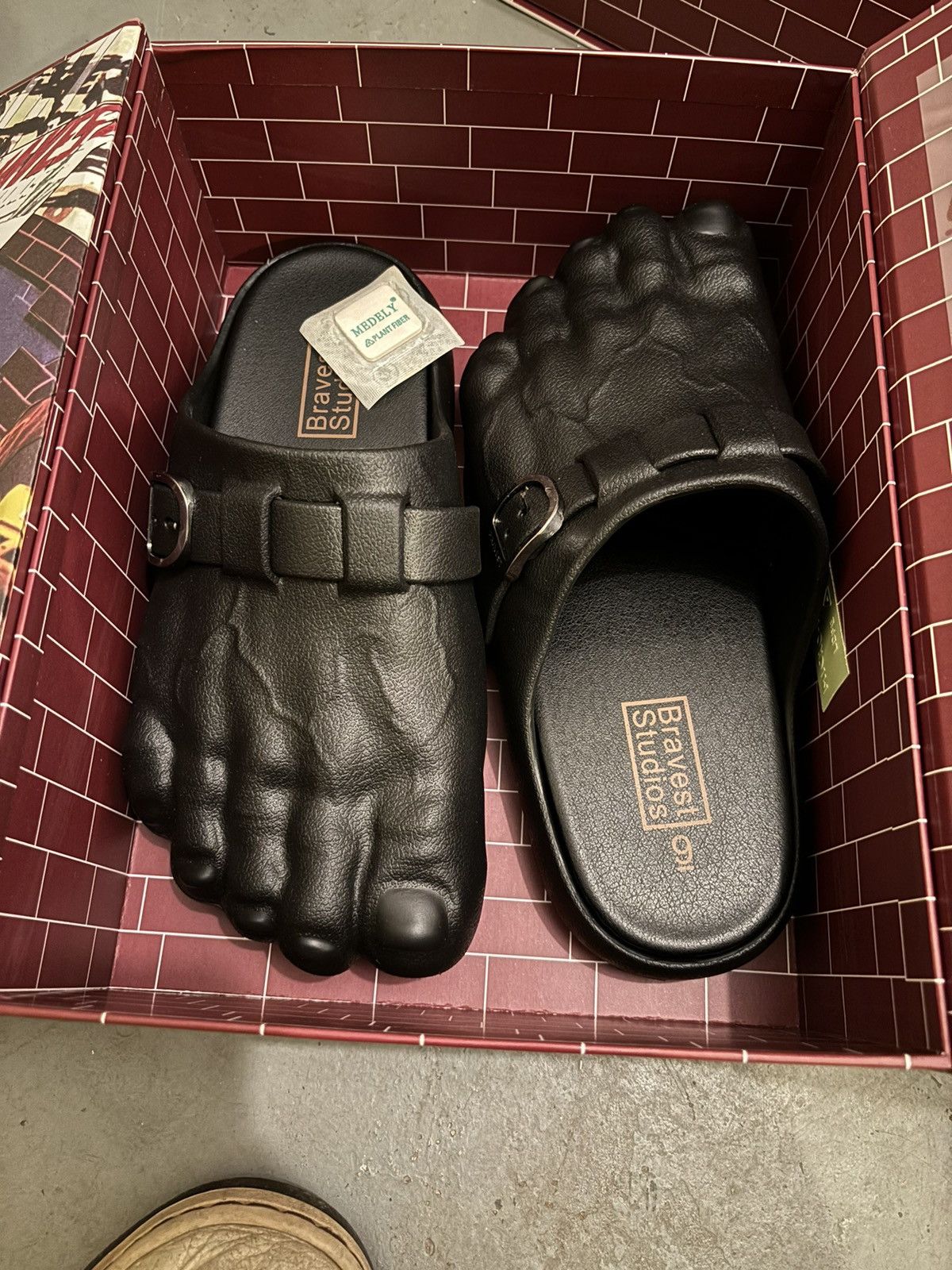 Bravest Studios Foot Clogs US9