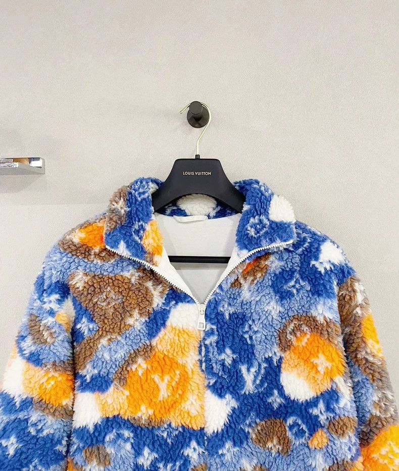 Louis Vuitton Louis Vuitton Colourful full logo lamb jacket Size US L / EU 52-54 / 3 - 3 Thumbnail