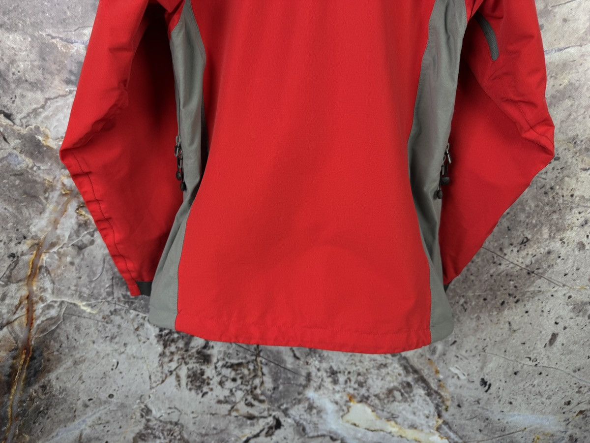 Other Women’s Millet Jacket Gore-Tex Outdoor Hiking Climbing Size M / US 6-8 / IT 42-44 - 16 Thumbnail