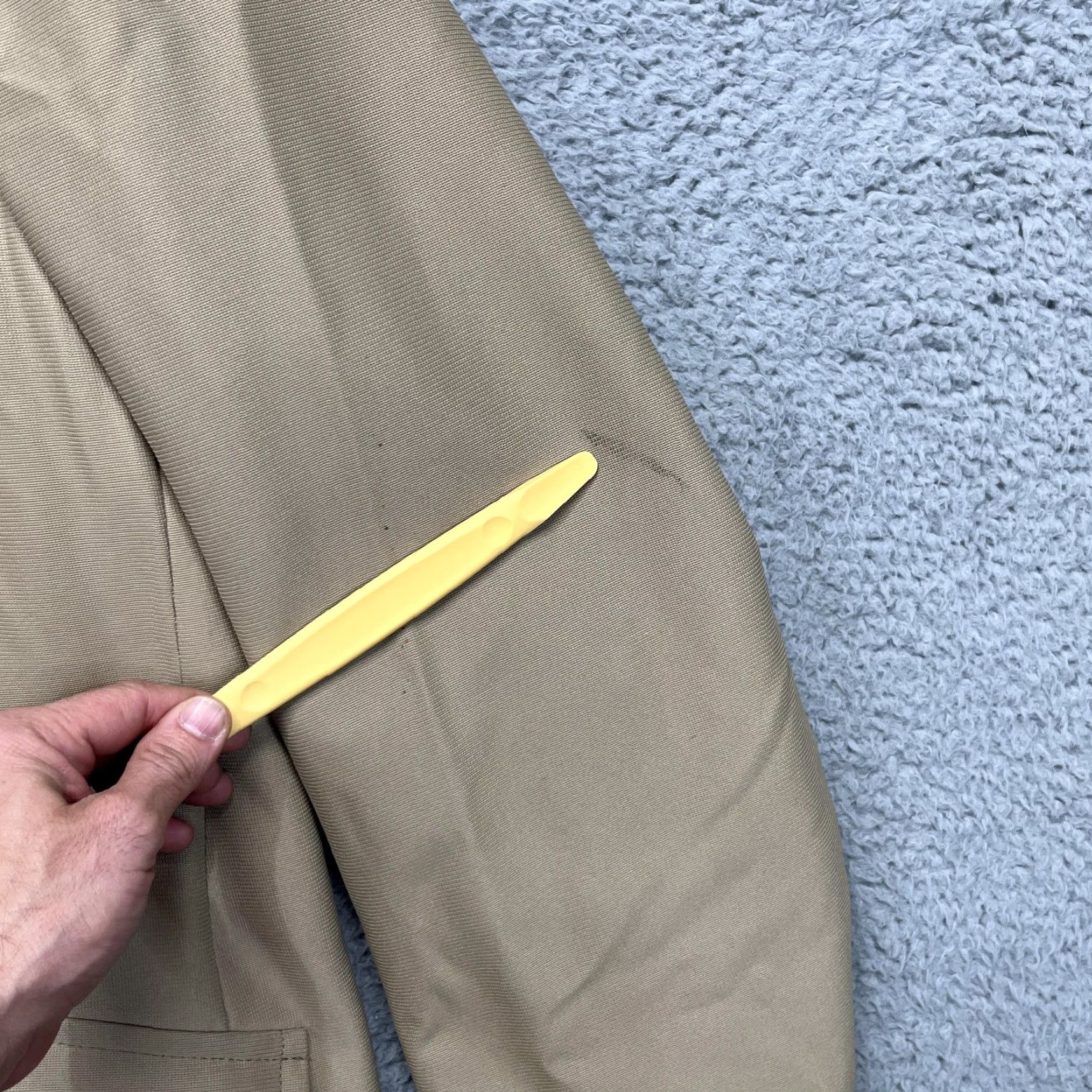 Sears VINTAGE Sears Coat Mens 48 X-Tall Beige Fur Collar Microfiber Overcoat 70s Size US M / EU 48-50 / 2 - 5 Thumbnail