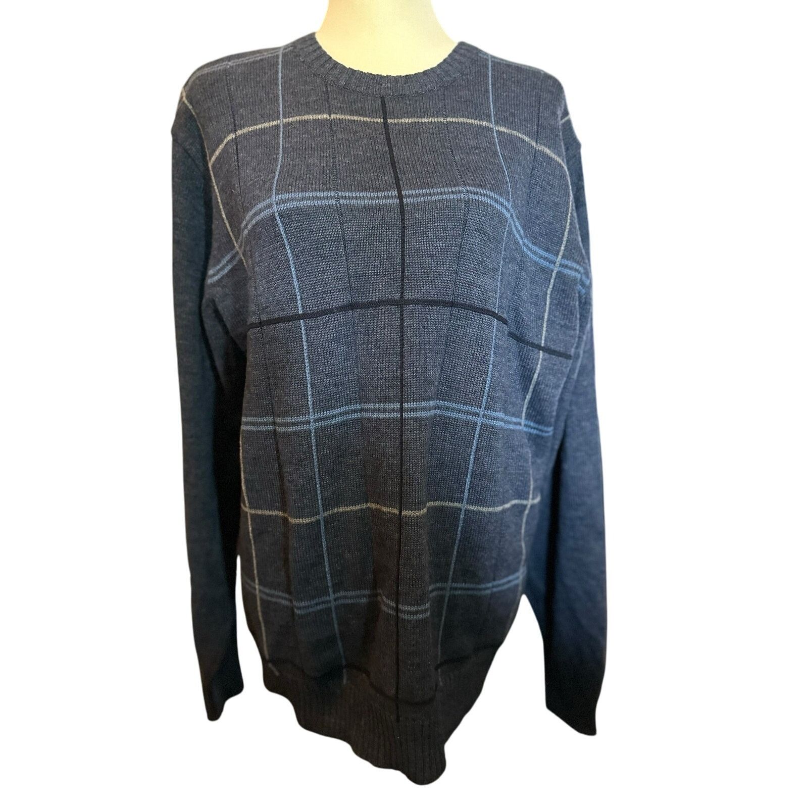 Oscar De La Renta Oscar de la Renta Men's Blue Plaid Sweater, Size Large Size US L / EU 52-54 / 3 - 1 Thumbnail