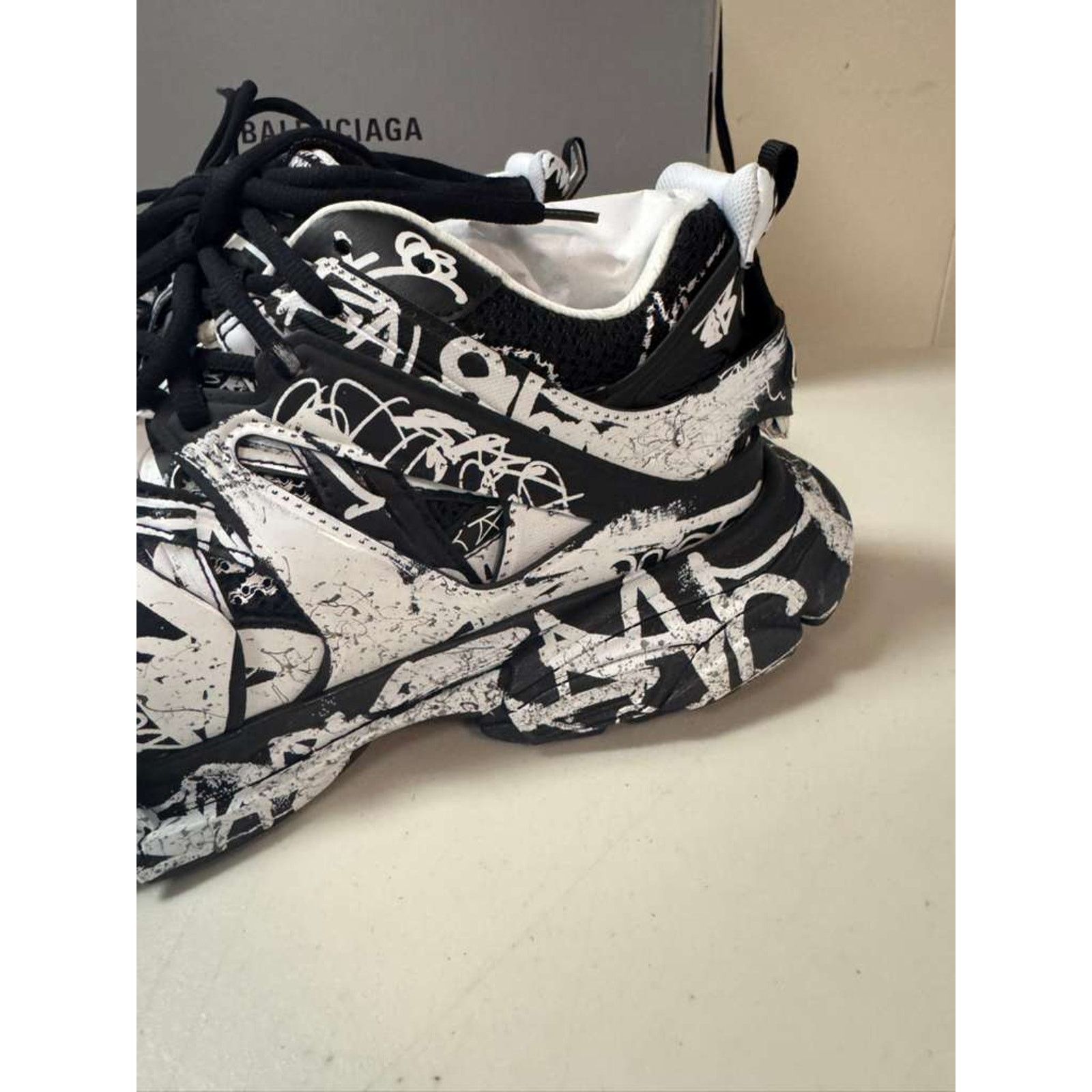 Balenciaga o1rshd1 Graffiti DirtyTrack Sneakers in Black/White Size US 12 / EU 45 - 3 Thumbnail