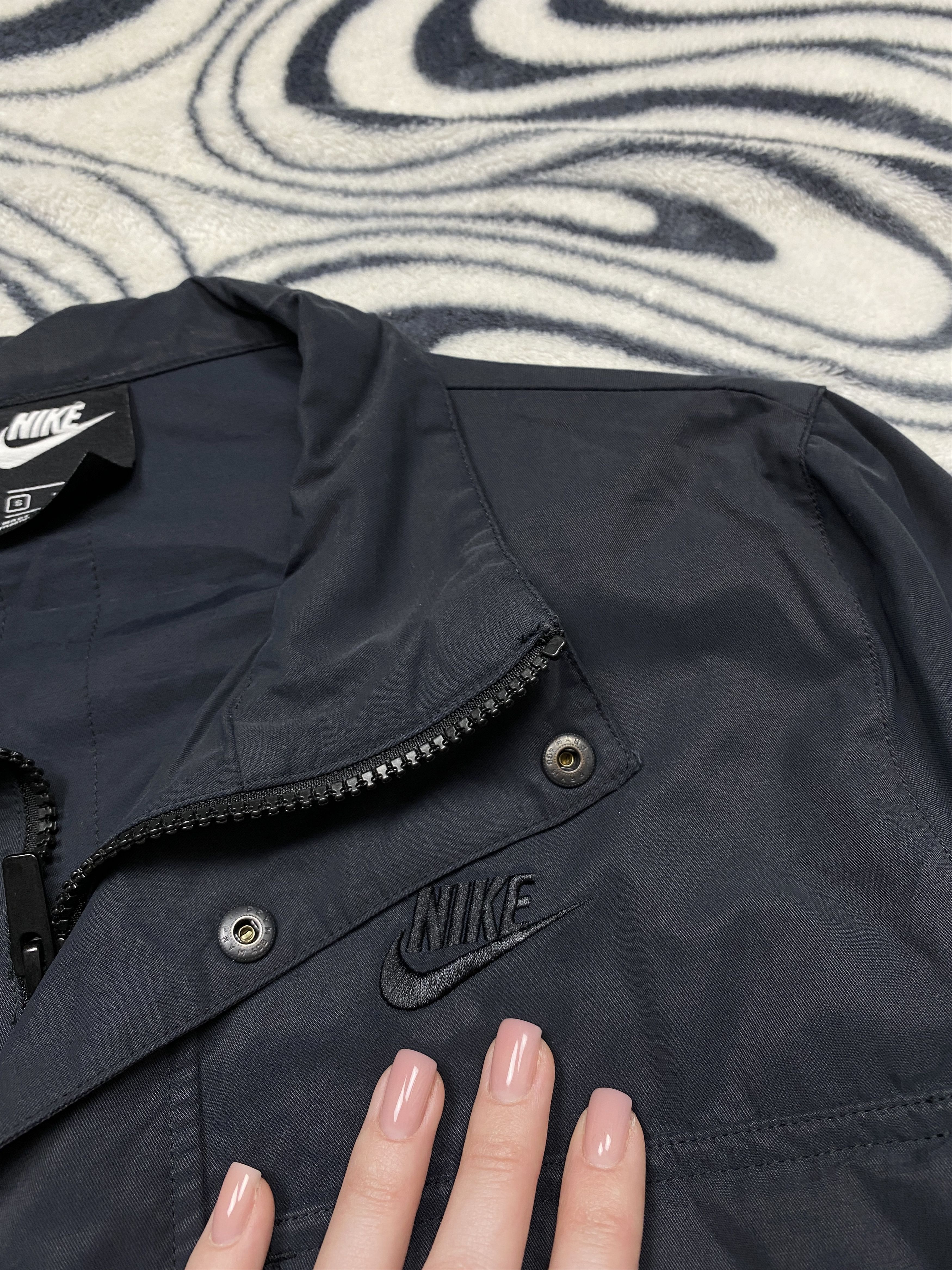 Nike Nike Mens Nylon Jacket Size US S / EU 44-46 / 1 - 4 Thumbnail