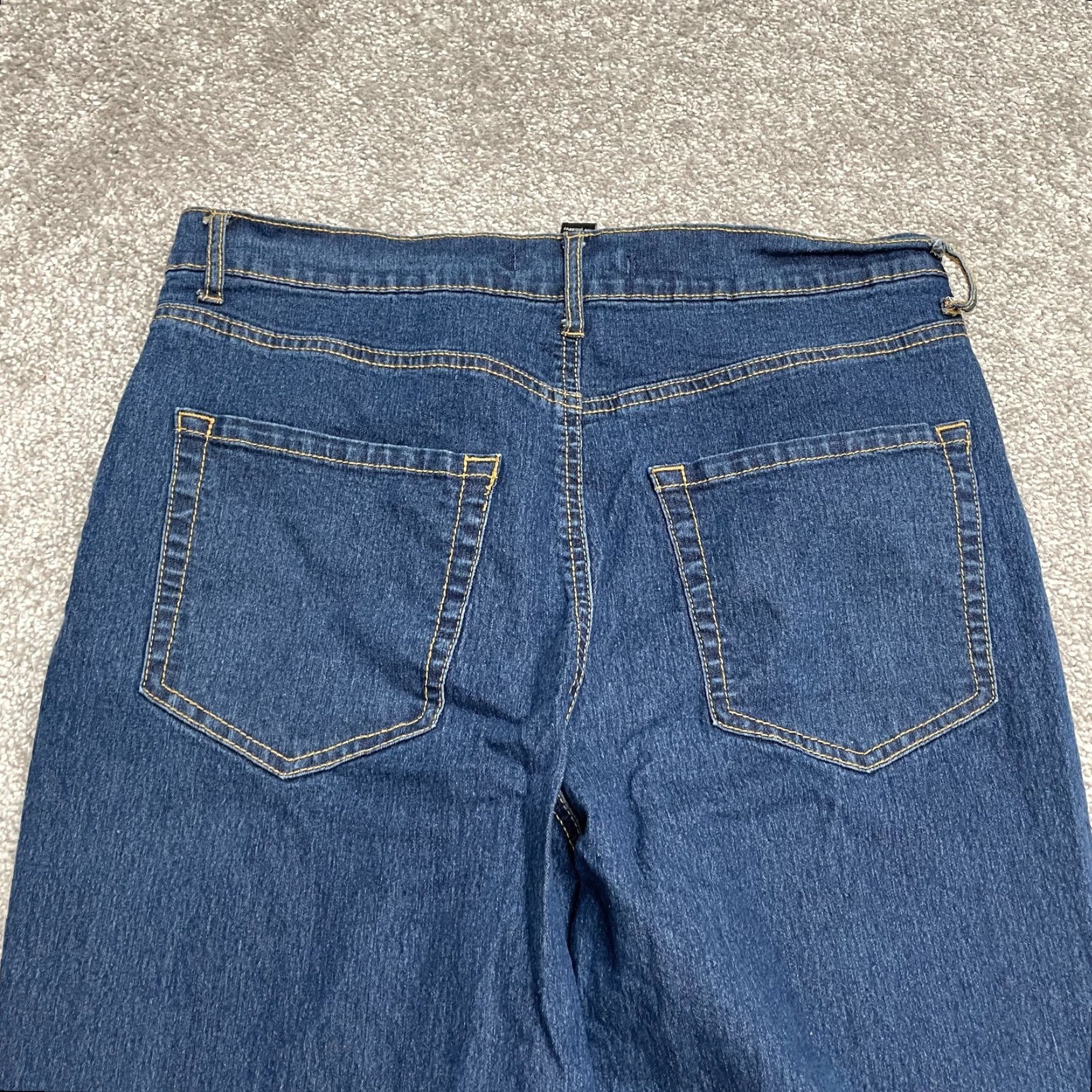 Forever 21 FOREVER 21 Jeans Denim Blue Dark Wash High Rise Tapered Leg 29 30x28 Womens Size 29" - 3 Thumbnail