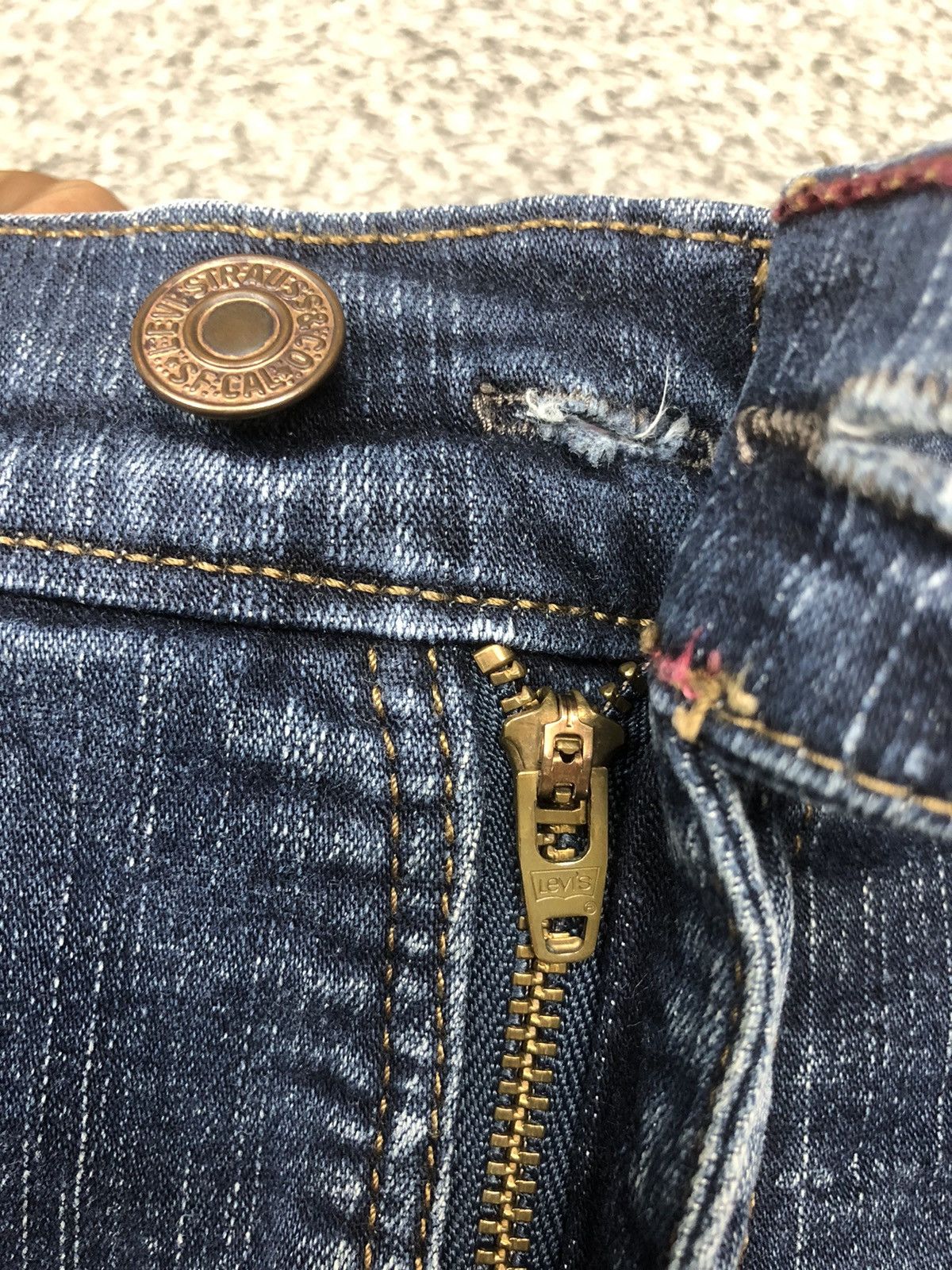 Japanese Brand × Levi's × Vintage Levis 548 Perfectly Slimming Jorts Jeans Size 35" - 9 Thumbnail