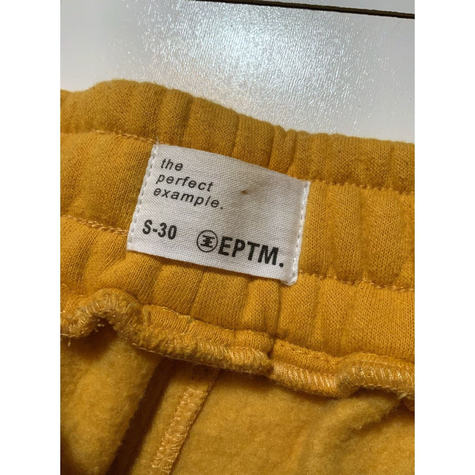 Vintage EPTM Mustard Yellow Black Straps Cargo Drawstring Slim Fleece Track Sweatpants S Men Regular Pants Sweatpants Slim 30-34 Inseam 32 Velcro Straps Size US 29 - 6 Thumbnail