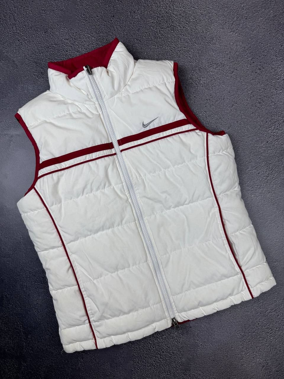 Nike Nike Vintage Reversible Down Puffer Vest Red & White y2k Size S / US 4 / IT 40 - 1 Thumbnail