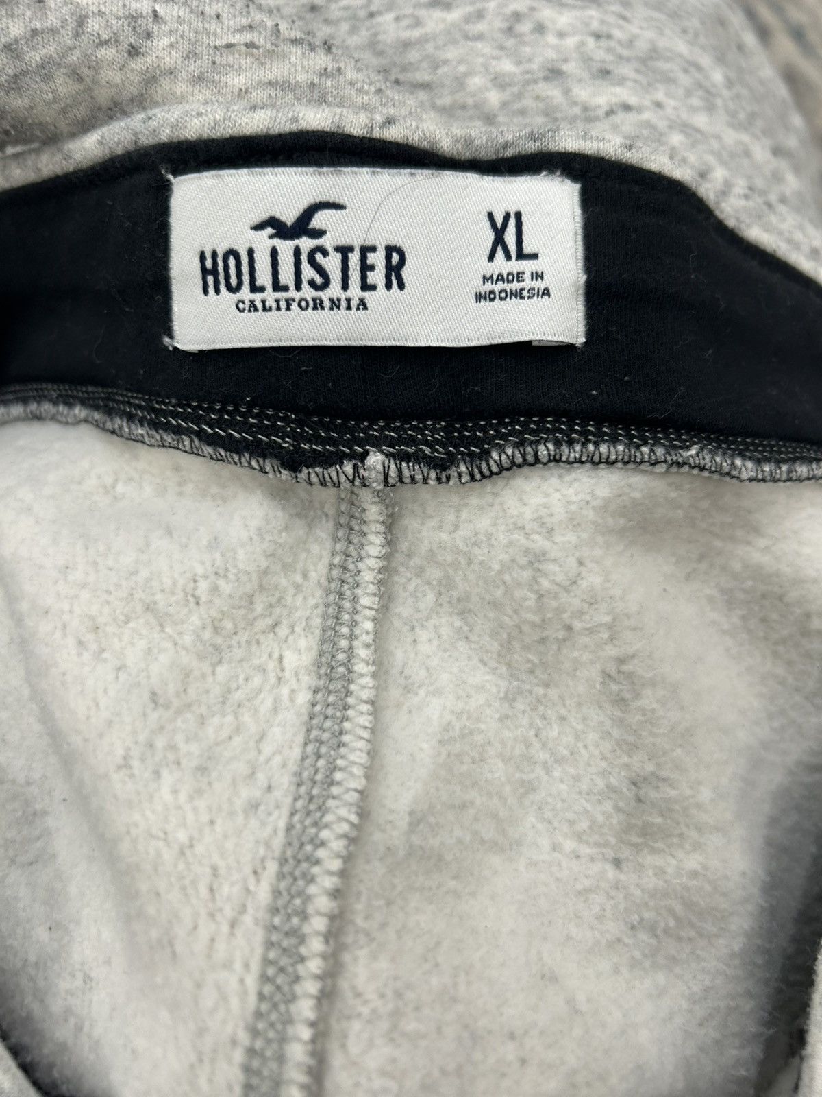Hollister White & gray Hollister shorts Size US 34 / EU 50 - 3 Thumbnail