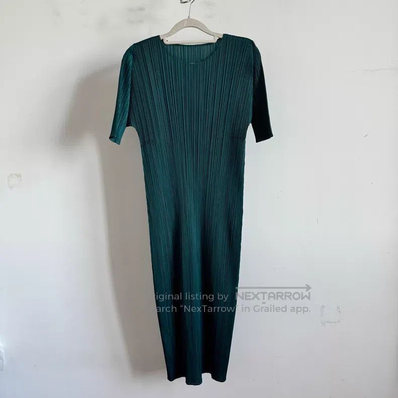 Issey Miyake Issey Miyake Green Dress Size L / US 10 / IT 46 - 1 Thumbnail