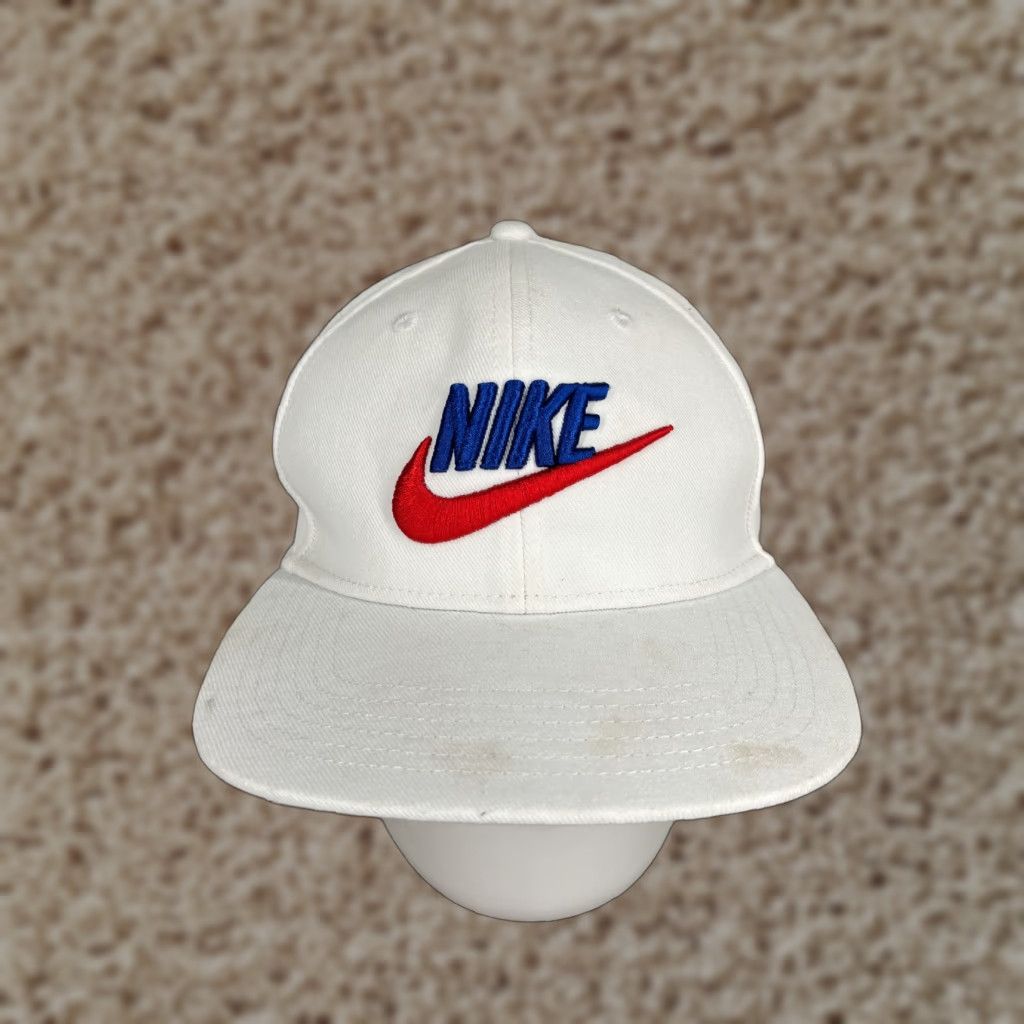 Nike Nike Hat Cap Snap Back One Size White Pro Dri-Fit Cotton Twill Polyester Size ONE SIZE - 1 Thumbnail