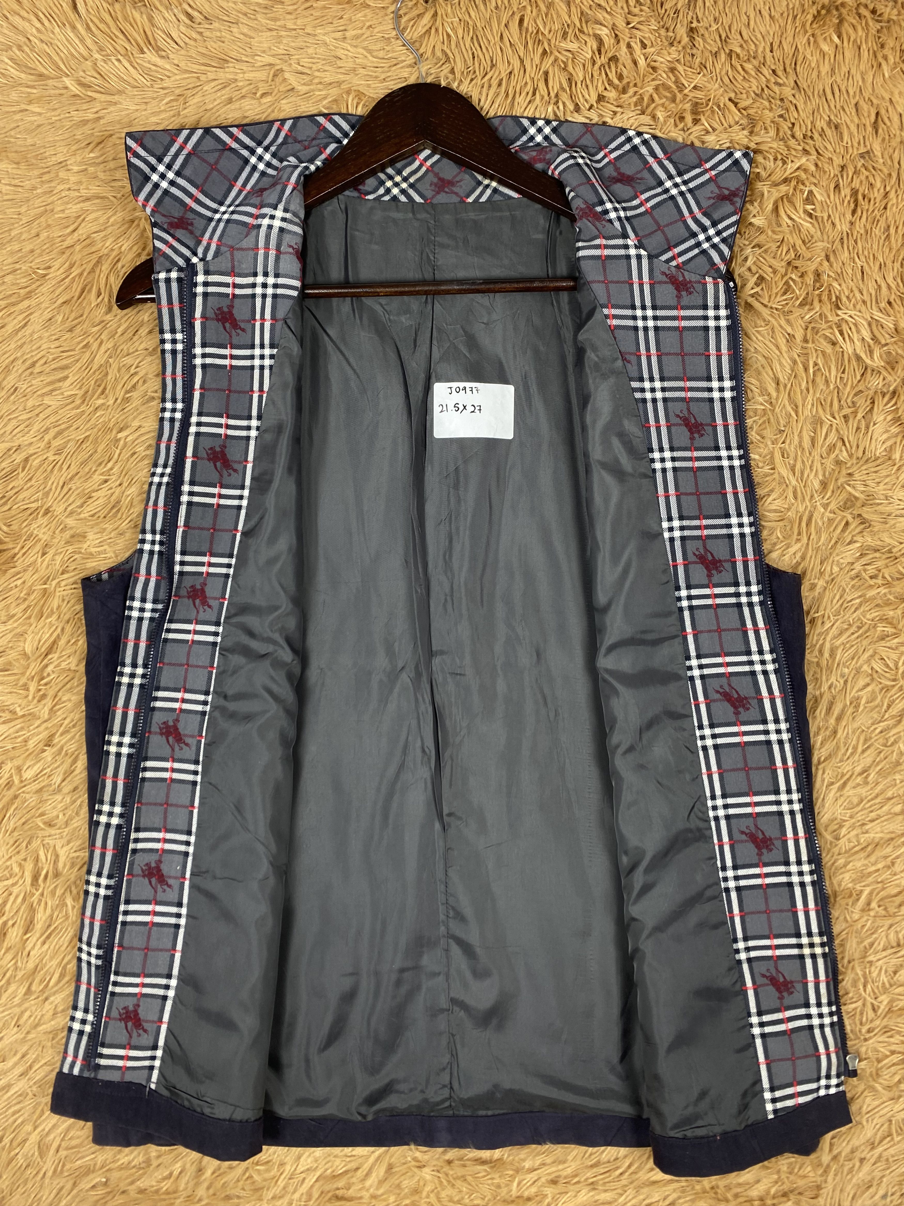 Burberry Vintage Burberry Vest DJ0977 Size US S / EU 44-46 / 1 - 5 Thumbnail