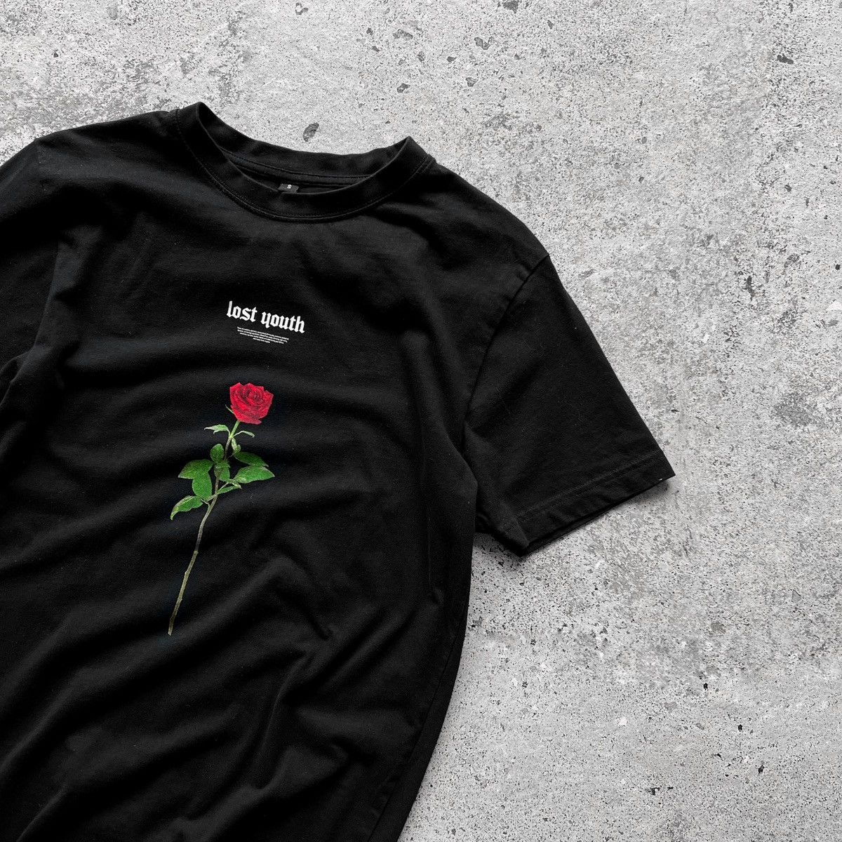 Designer × Other Mister Tee Mens Lost Youth Rose Short Sleeve Black T-Shirt Size US S / EU 44-46 / 1 - 2 Thumbnail