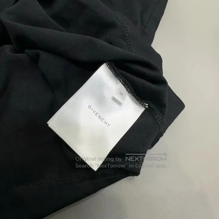 Givenchy Givenchy SS23 Pattern Print Short Sleeve T-Shirt. Size US M / EU 48-50 / 2 - 4 Thumbnail