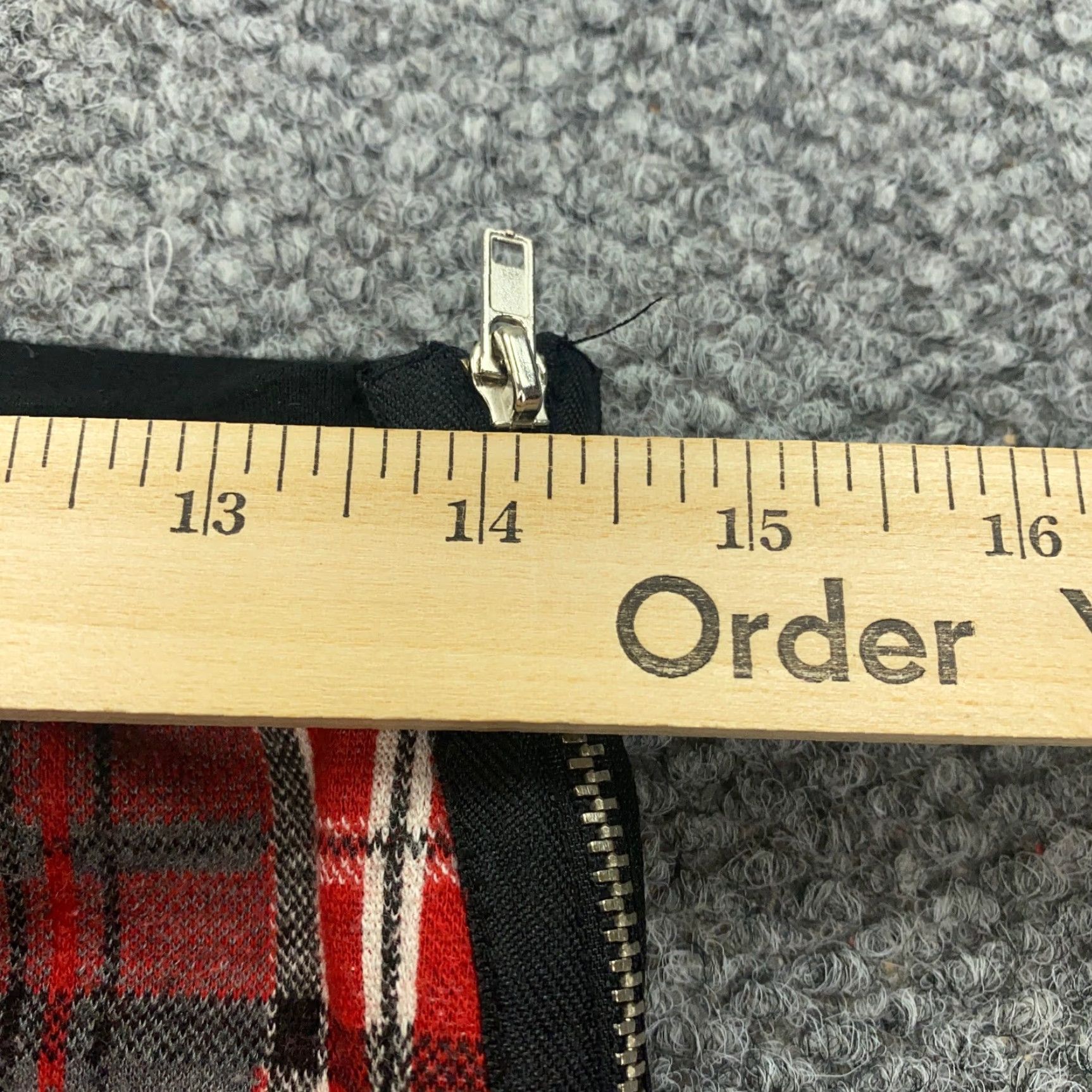 Topshop Topshop Pants Womens Pants Size 8 Red Plaid Ponte Tapered Ankle Stretch Casual Business Slim Womens Size 27" / US 4 / IT 40 - 7 Thumbnail