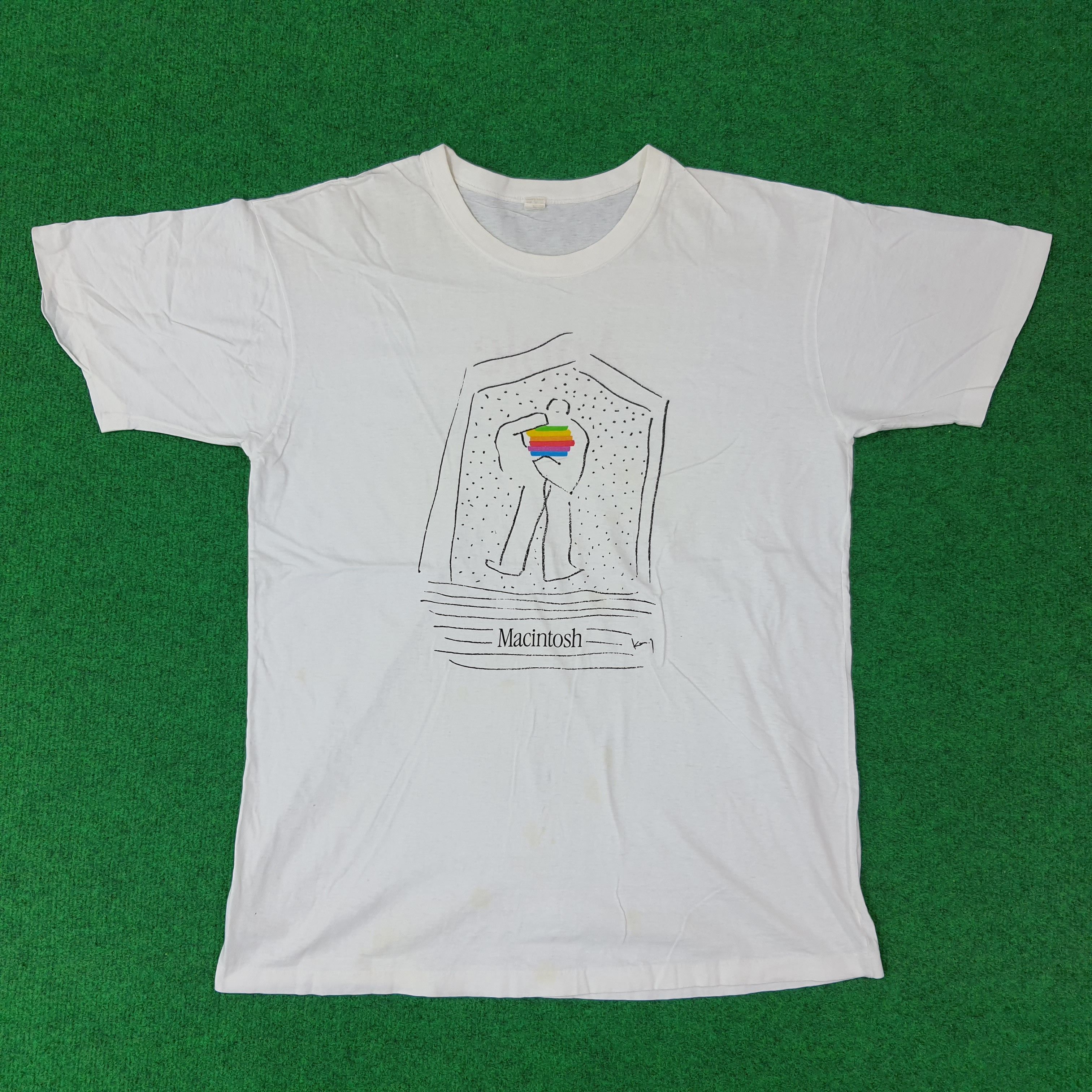 Apple Vintage Macintosh by Apple Product Tshirt C259N10 Size US M / EU 48-50 / 2 - 1 Thumbnail